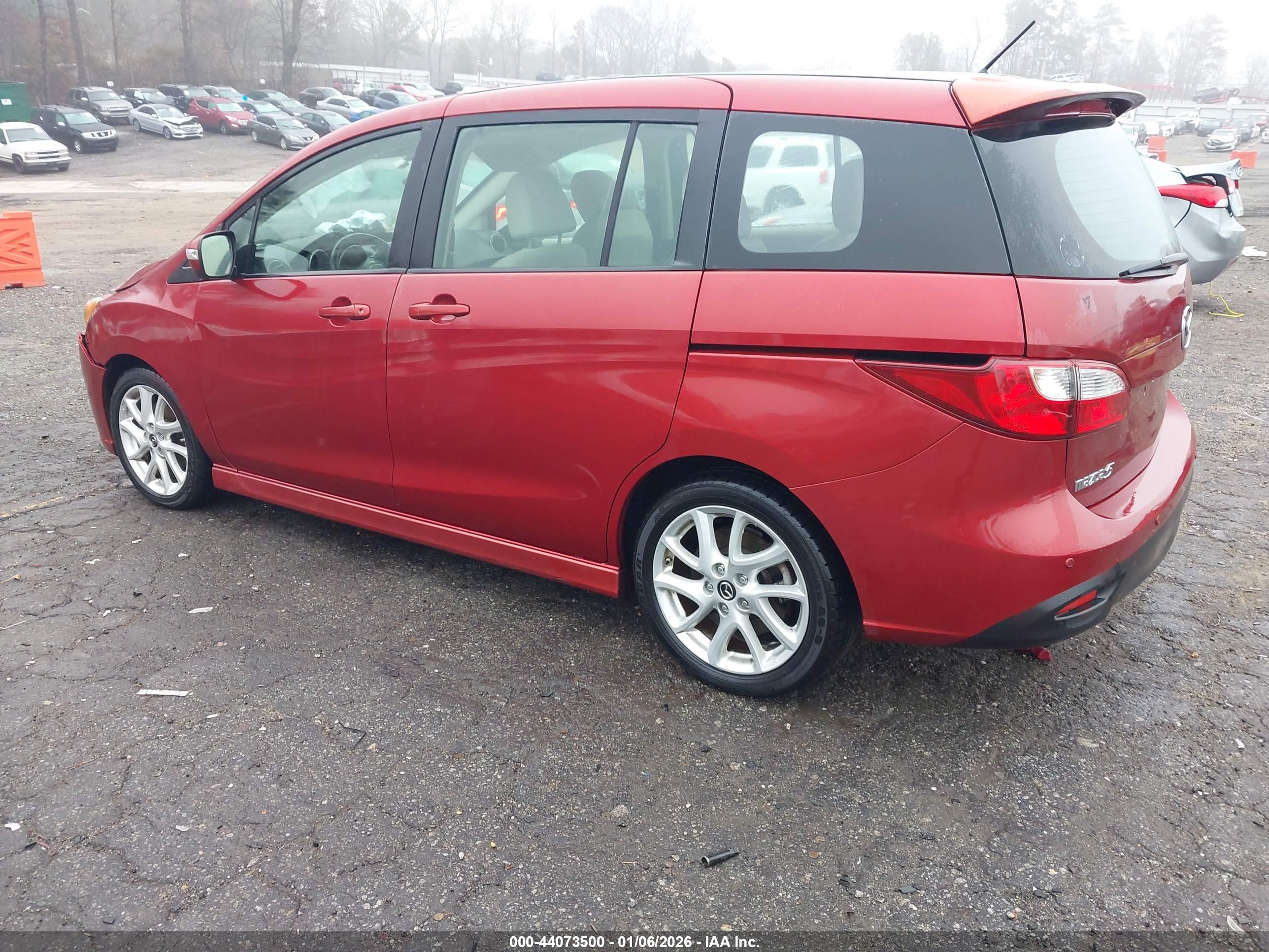 MAZDA MAZDA5 image 3