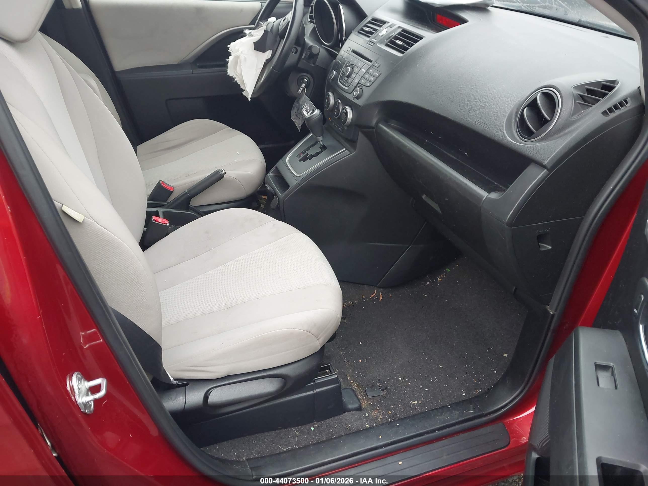 MAZDA MAZDA5 image 5