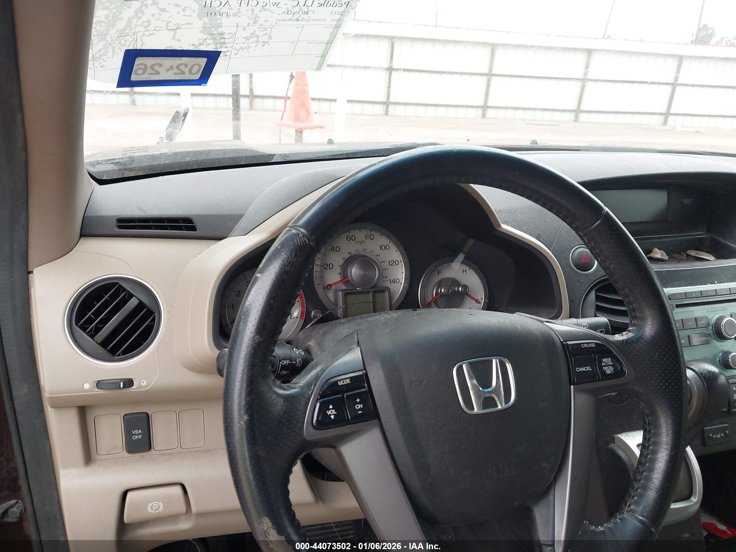 HONDA PILOT image 7