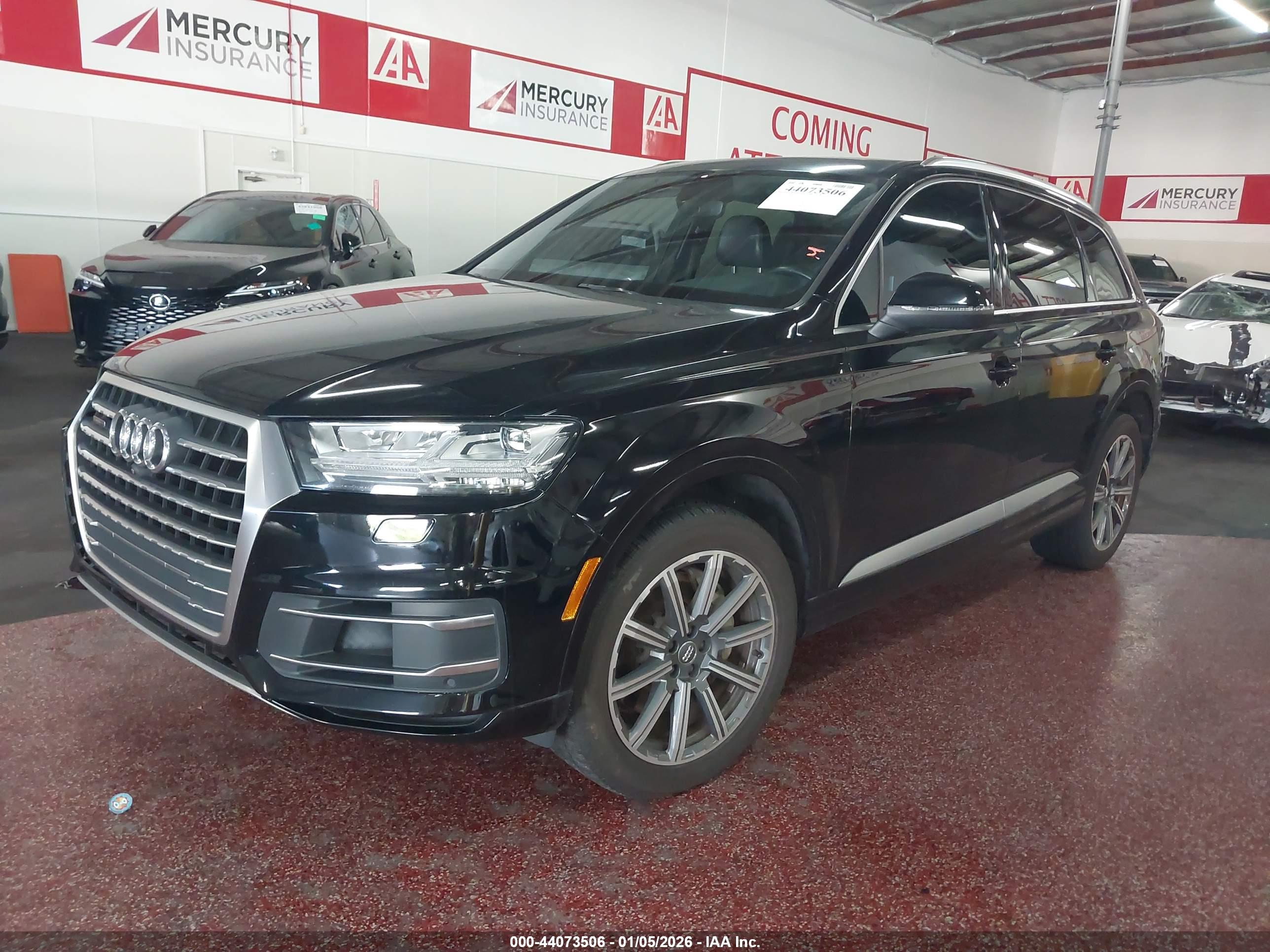 AUDI Q7 image 2