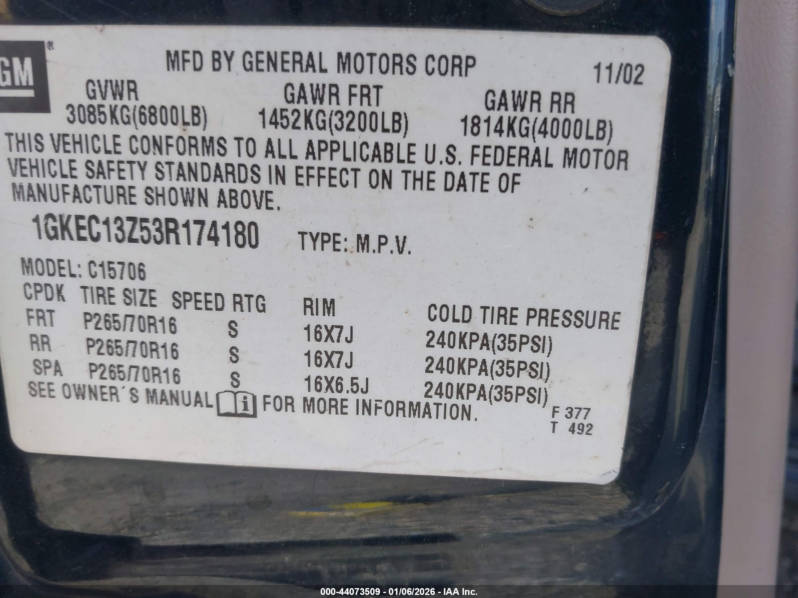 GMC YUKON image 9