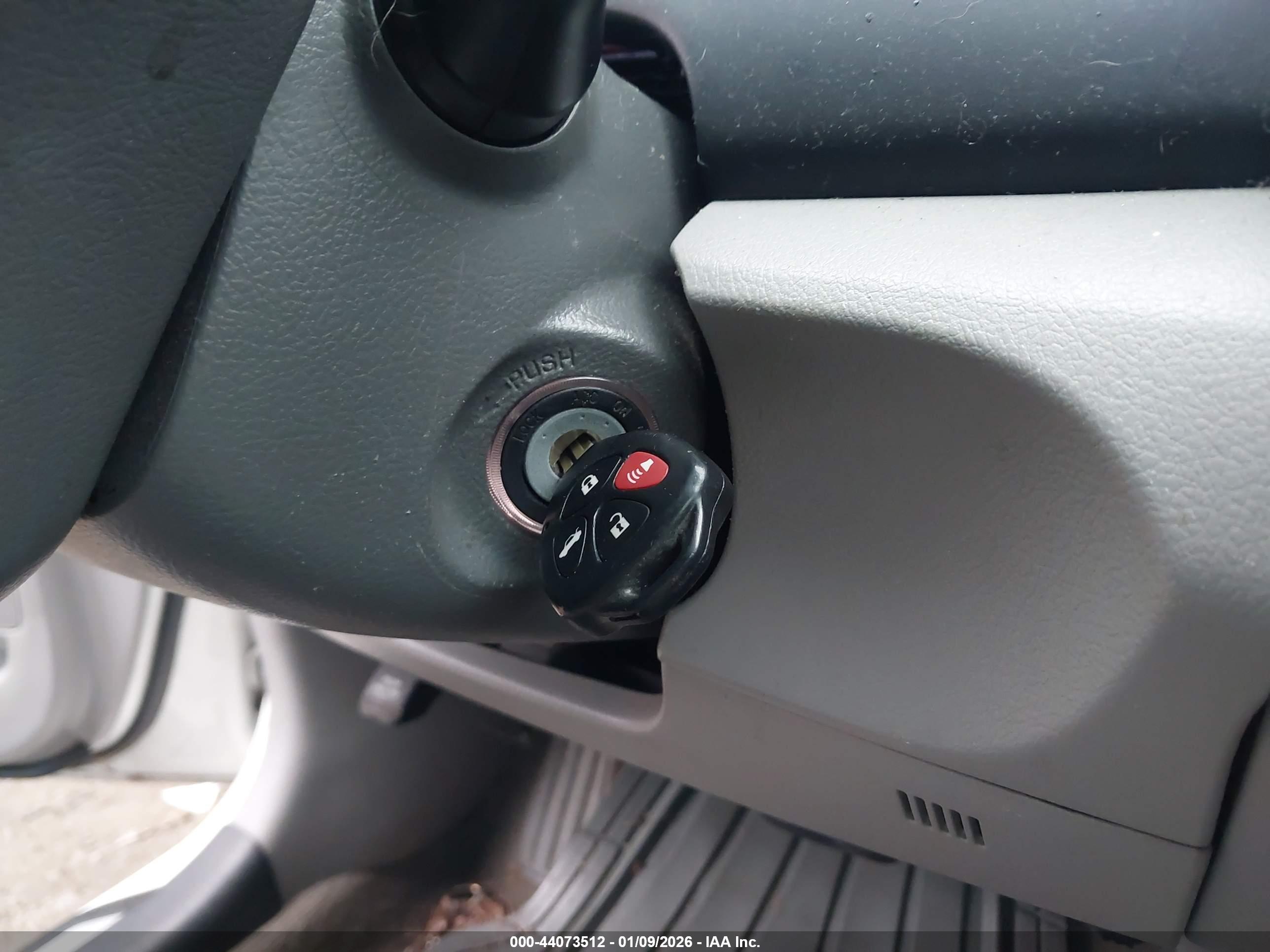 TOYOTA CAMRY image 11