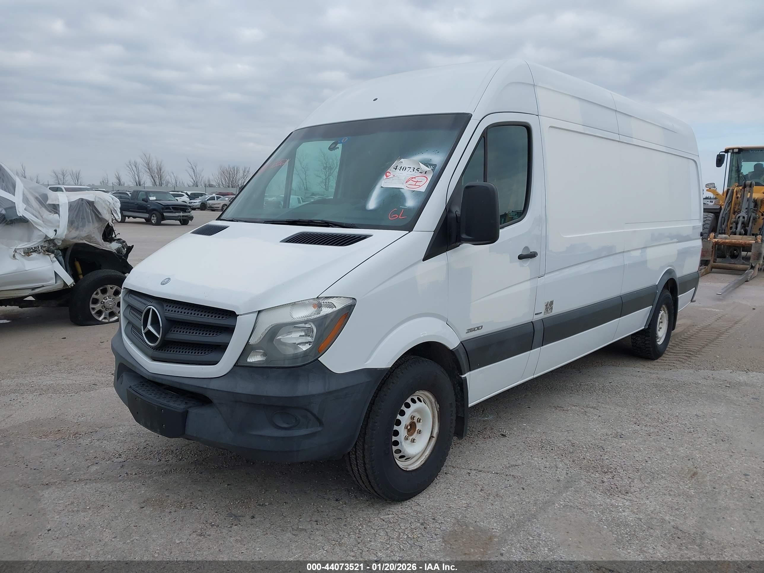 MERCEDES-BENZ SPRINTER image 2