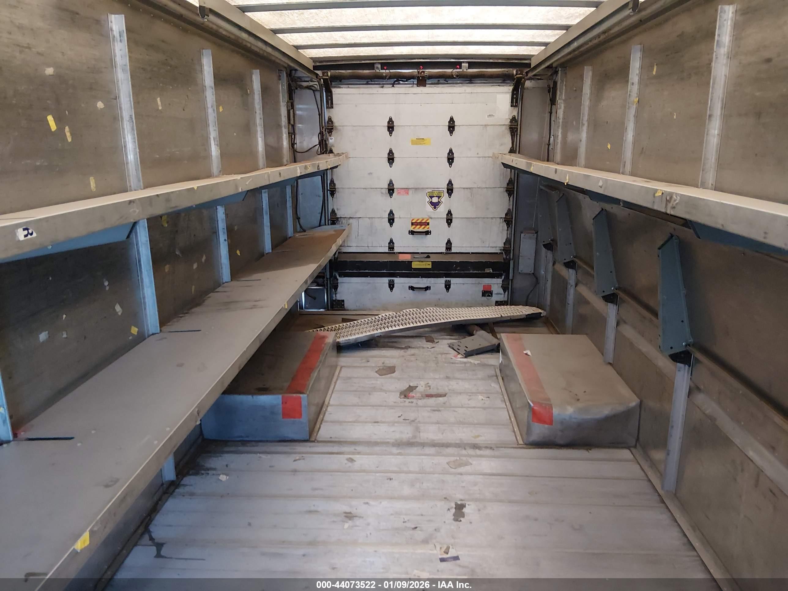 FREIGHTLINER CHASSIS image 8