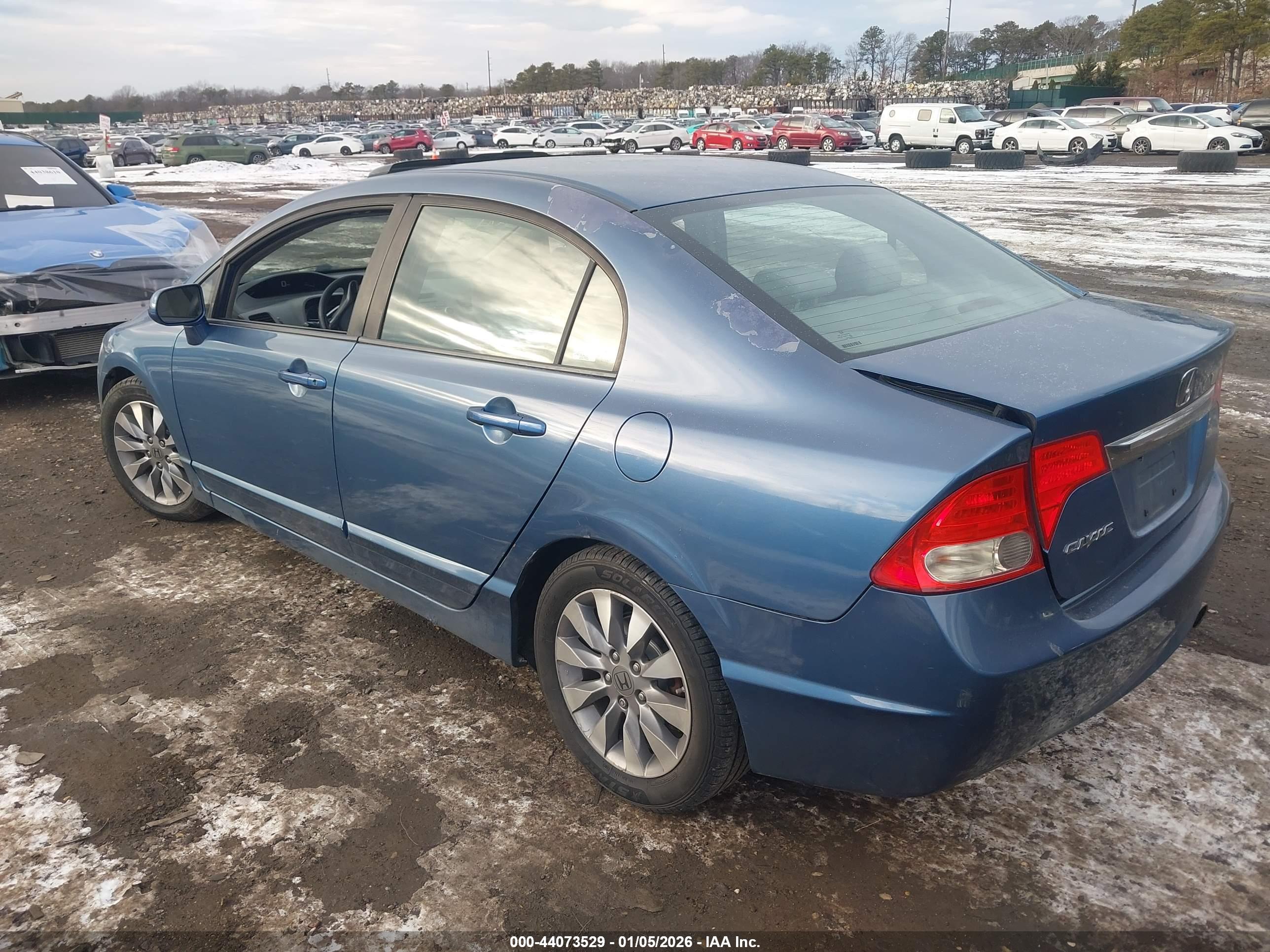 HONDA CIVIC image 3