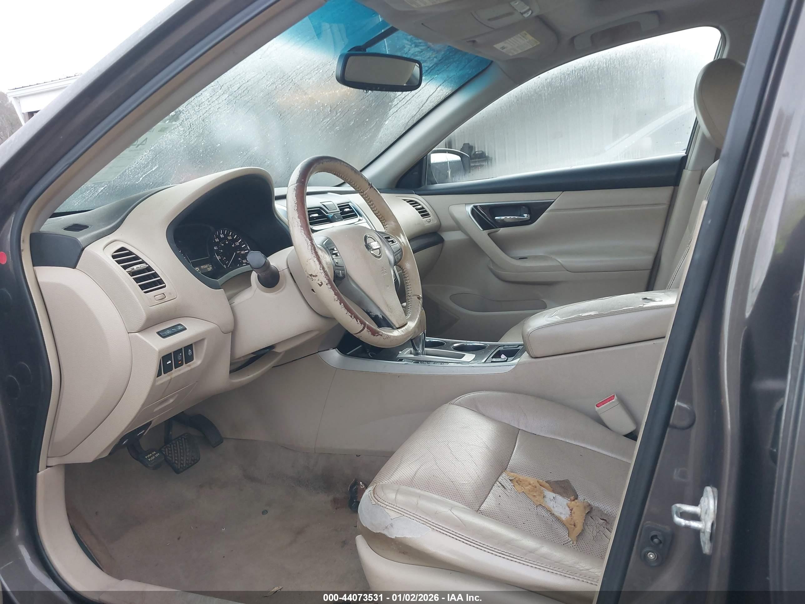 NISSAN ALTIMA image 5