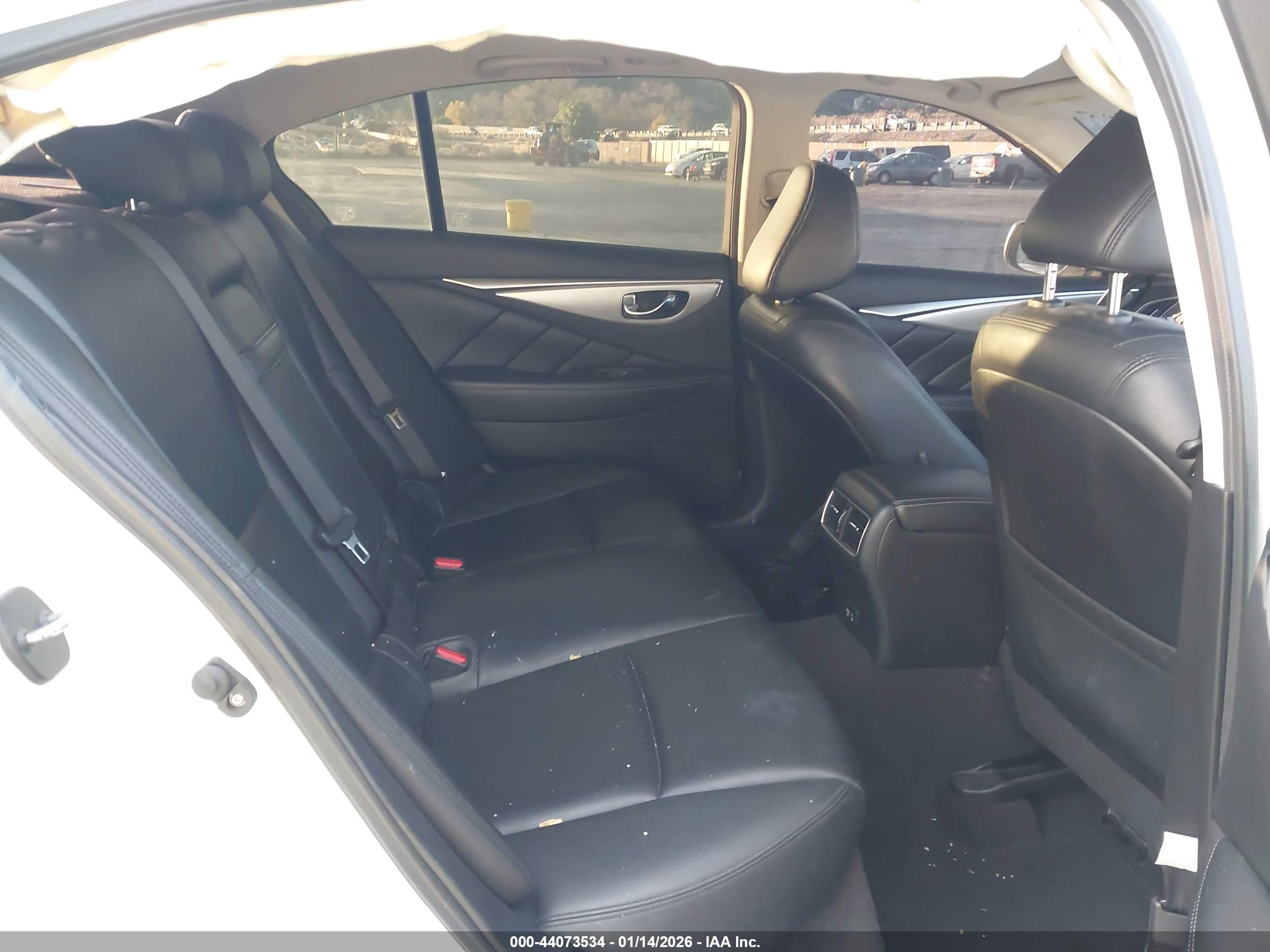 INFINITI Q50 image 8