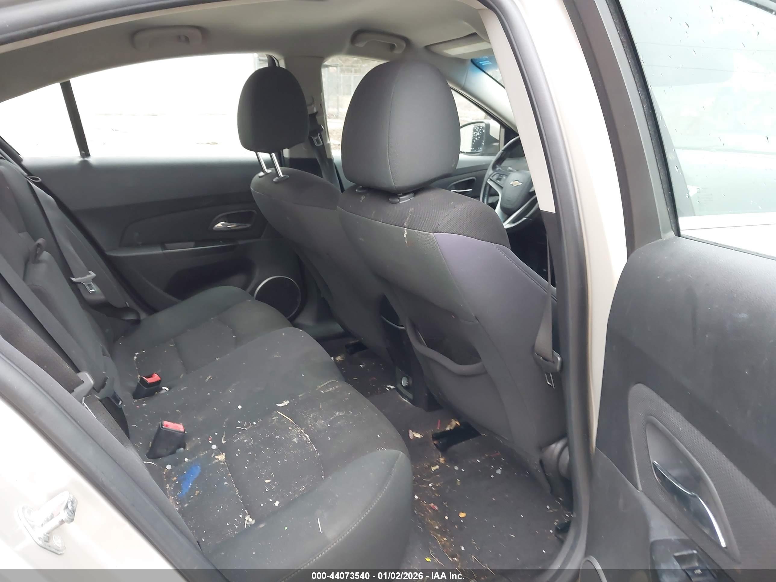 CHEVROLET CRUZE image 8