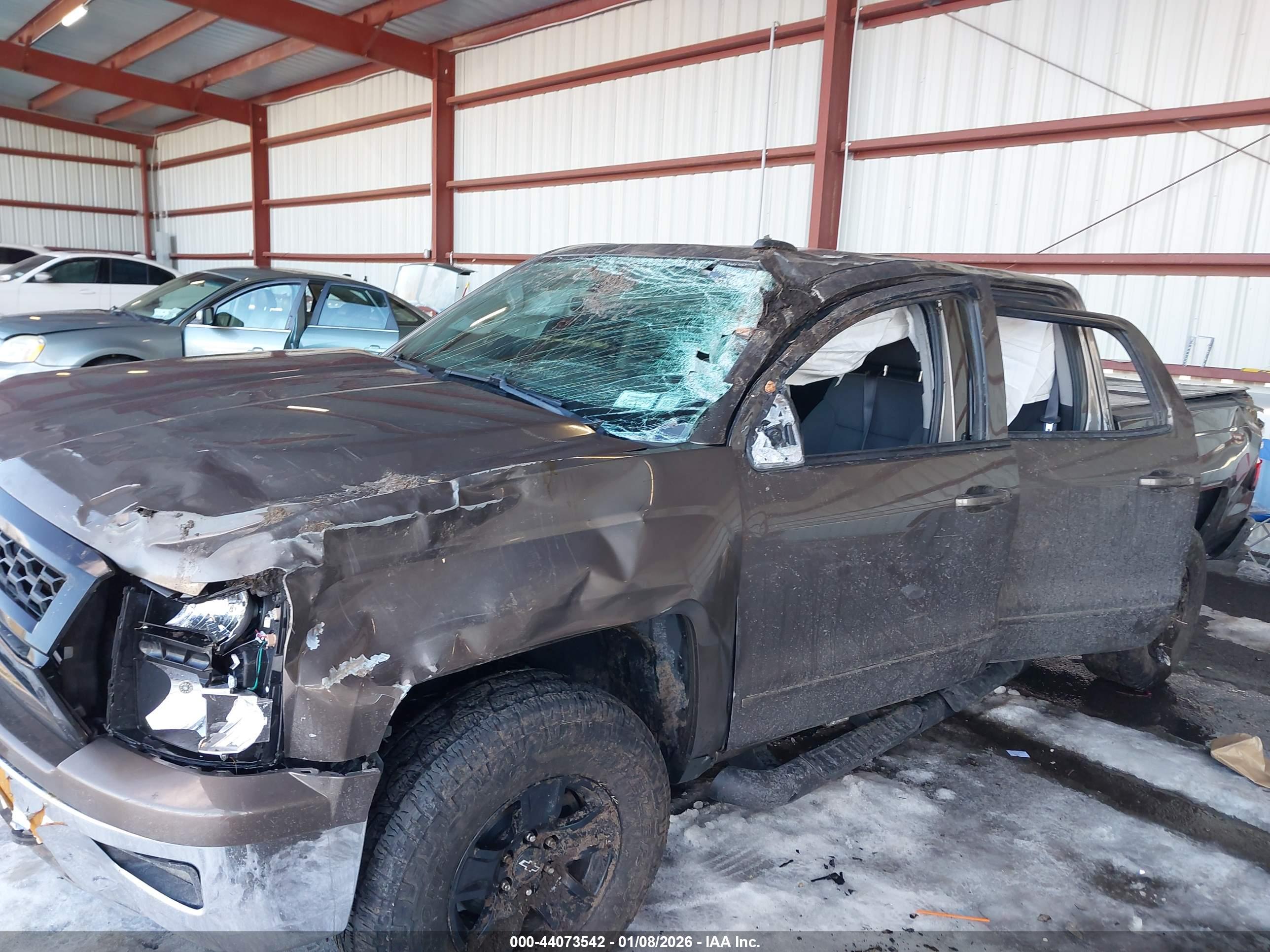 CHEVROLET SILVERADO image 6