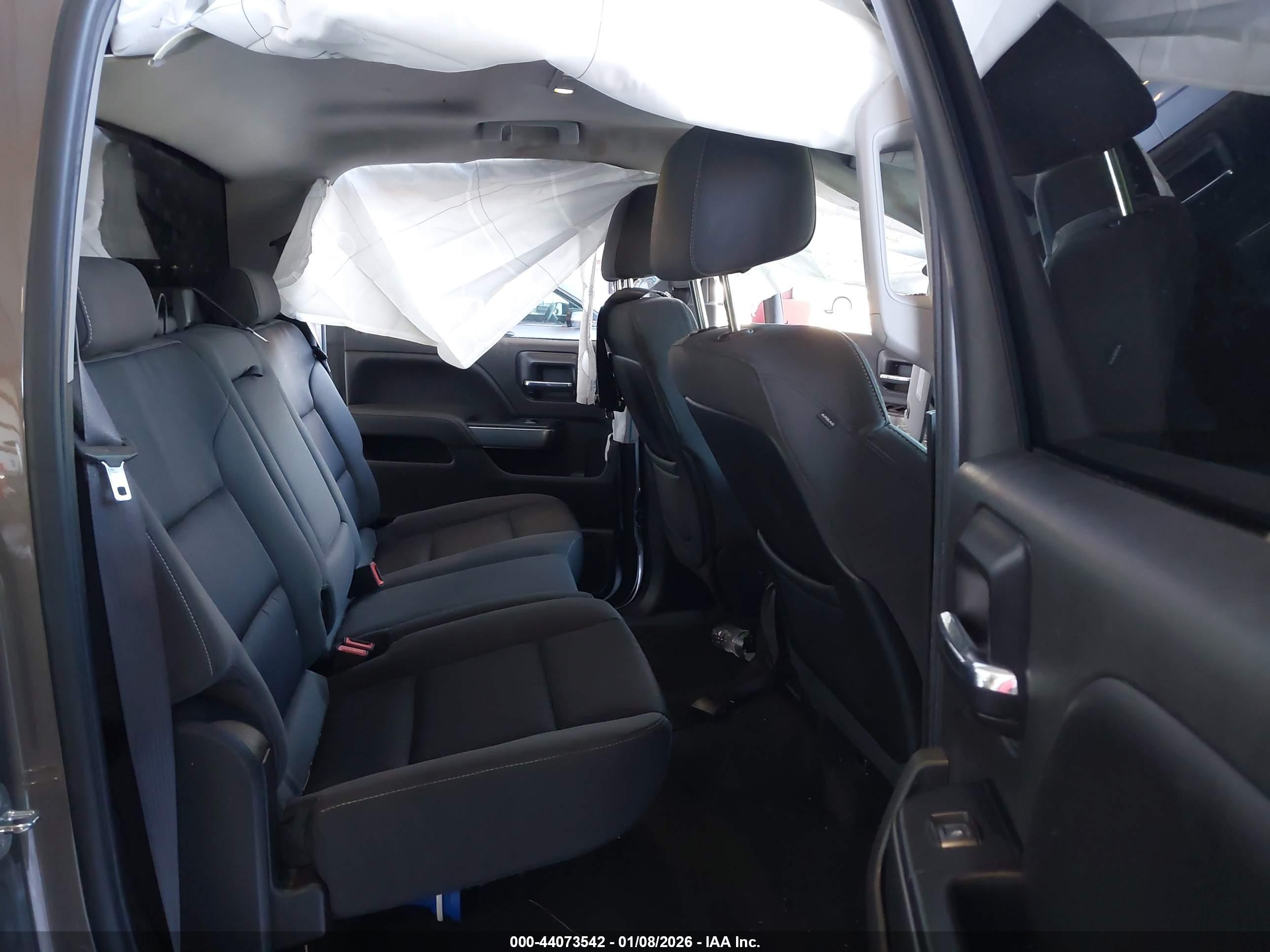 CHEVROLET SILVERADO image 8