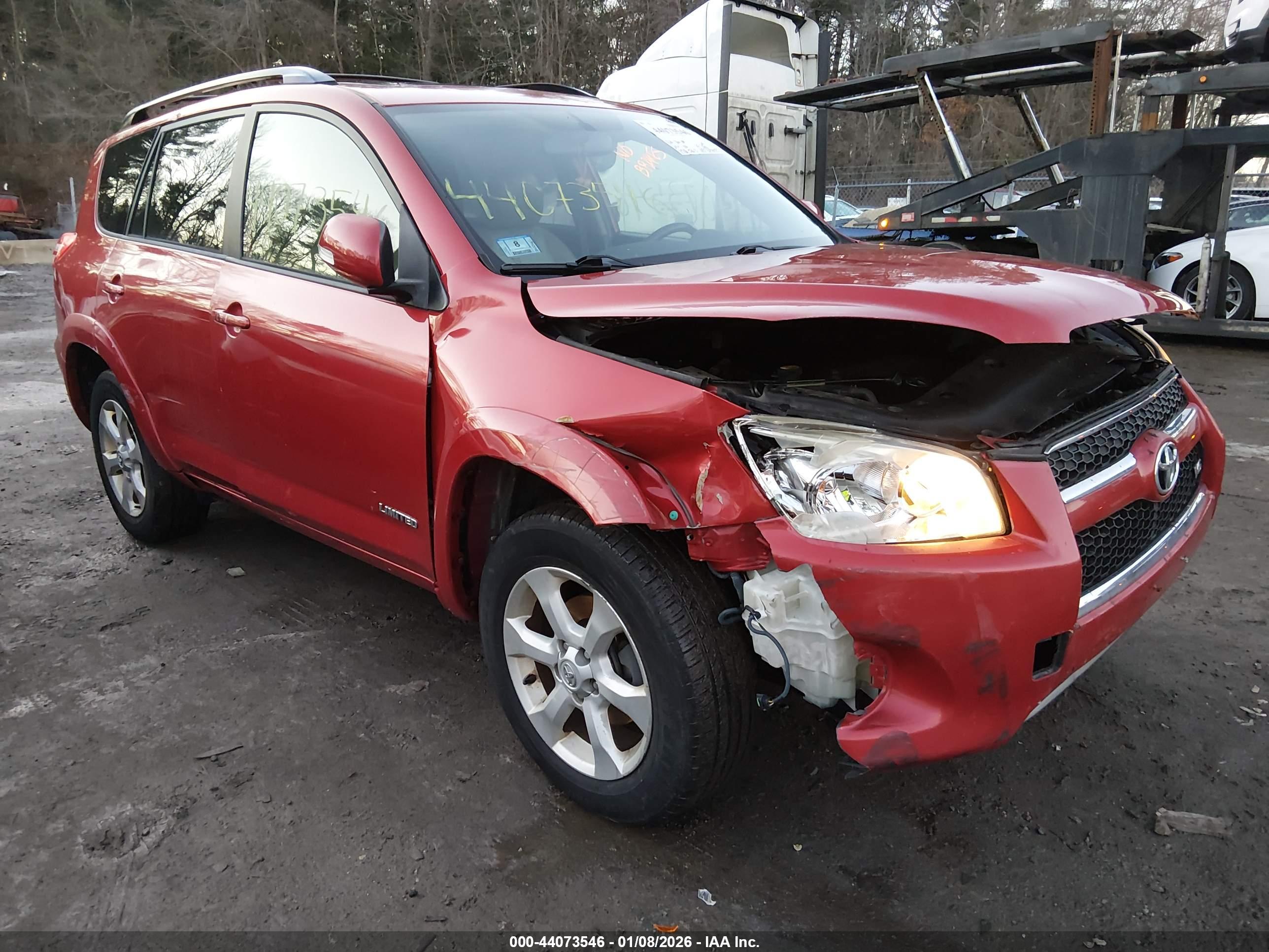 TOYOTA RAV4 image 6