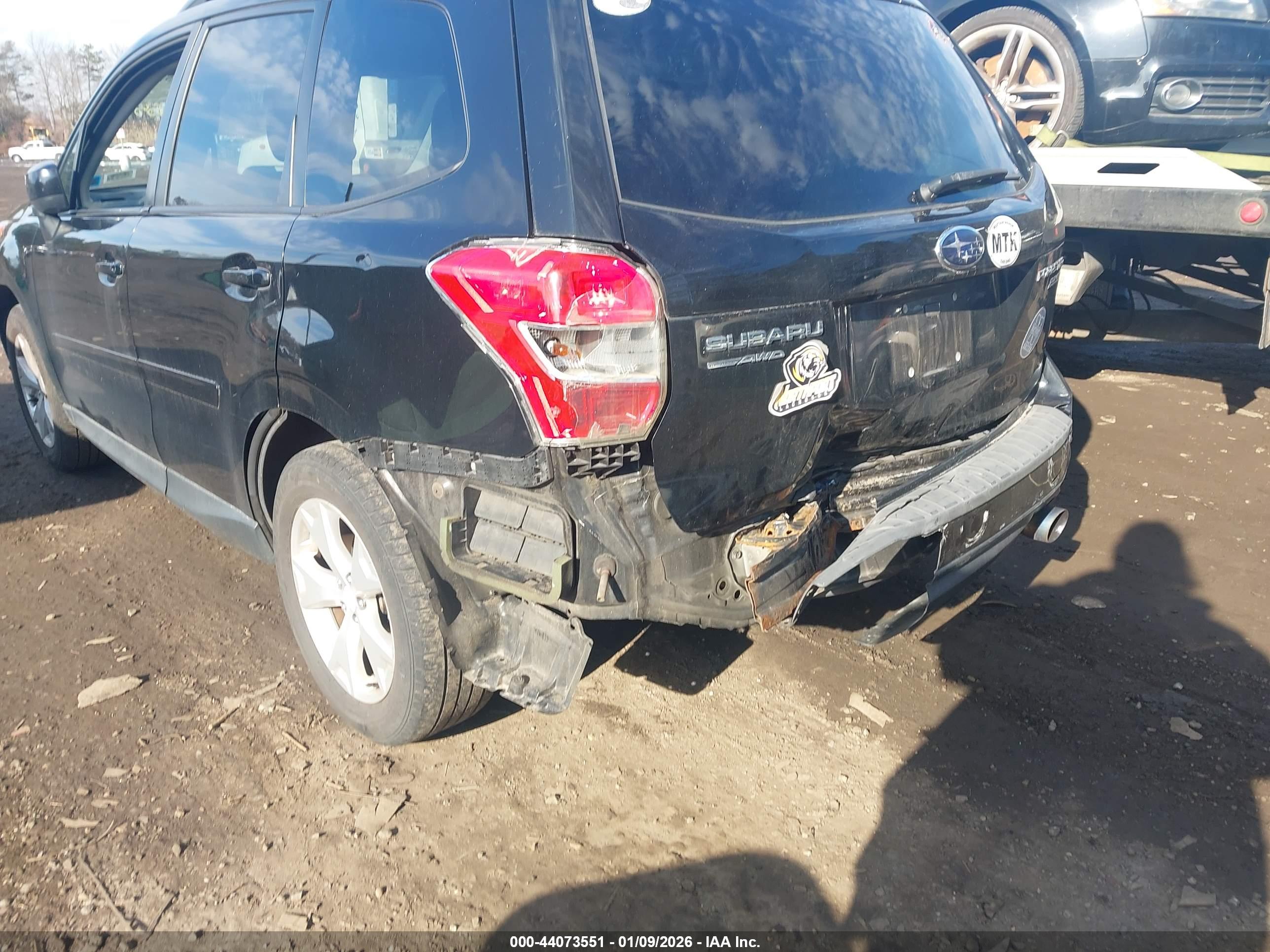 SUBARU FORESTER image 6