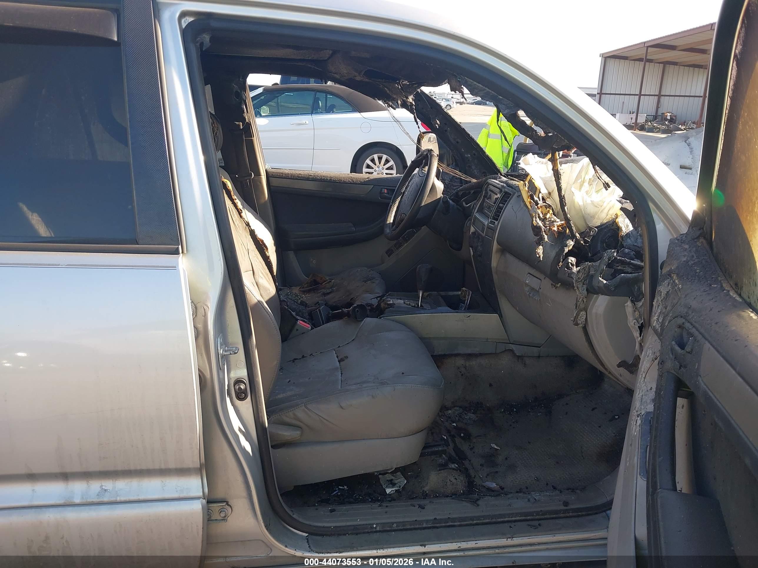 TOYOTA 4RUNNER image 5
