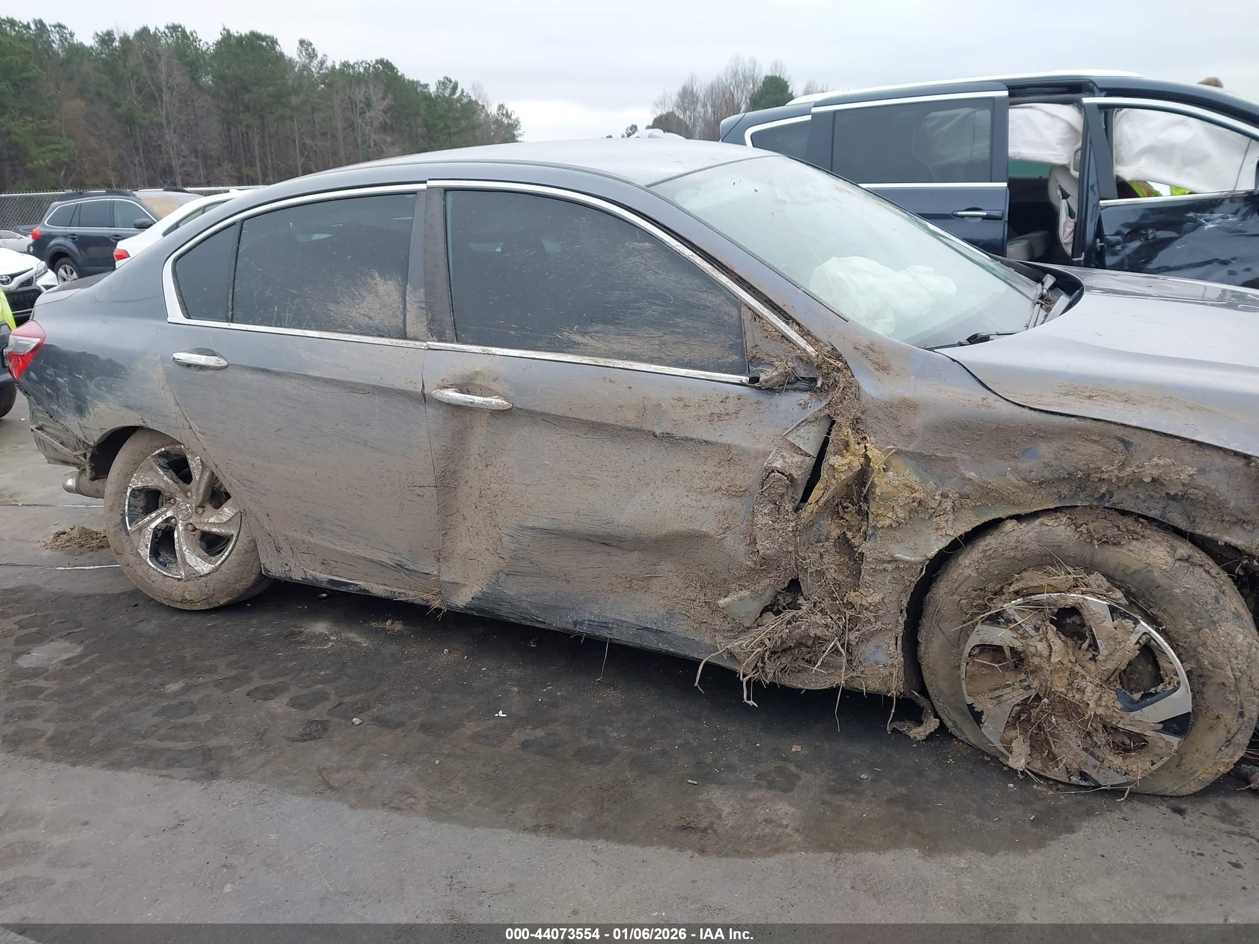 HONDA ACCORD image 6
