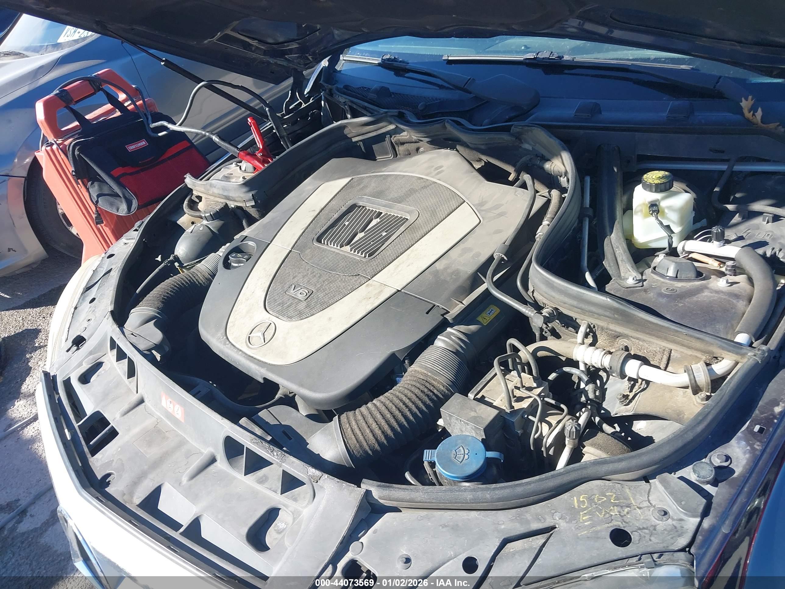 MERCEDES-BENZ C image 10