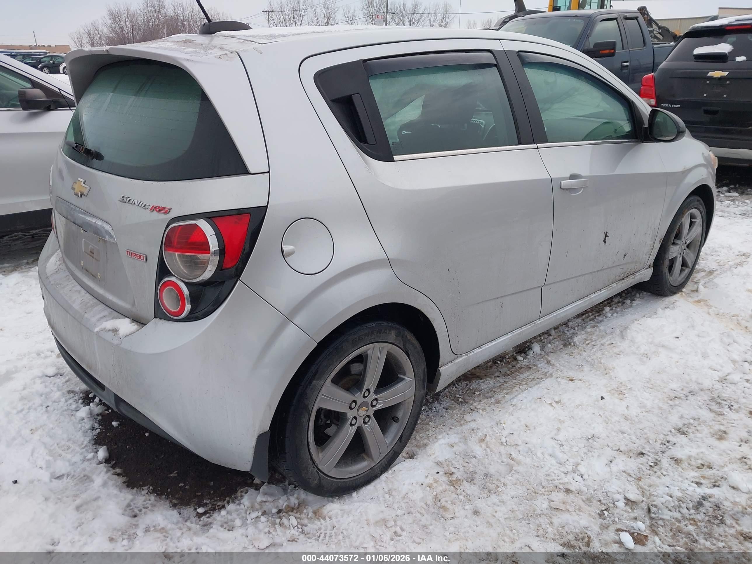 CHEVROLET SONIC image 4
