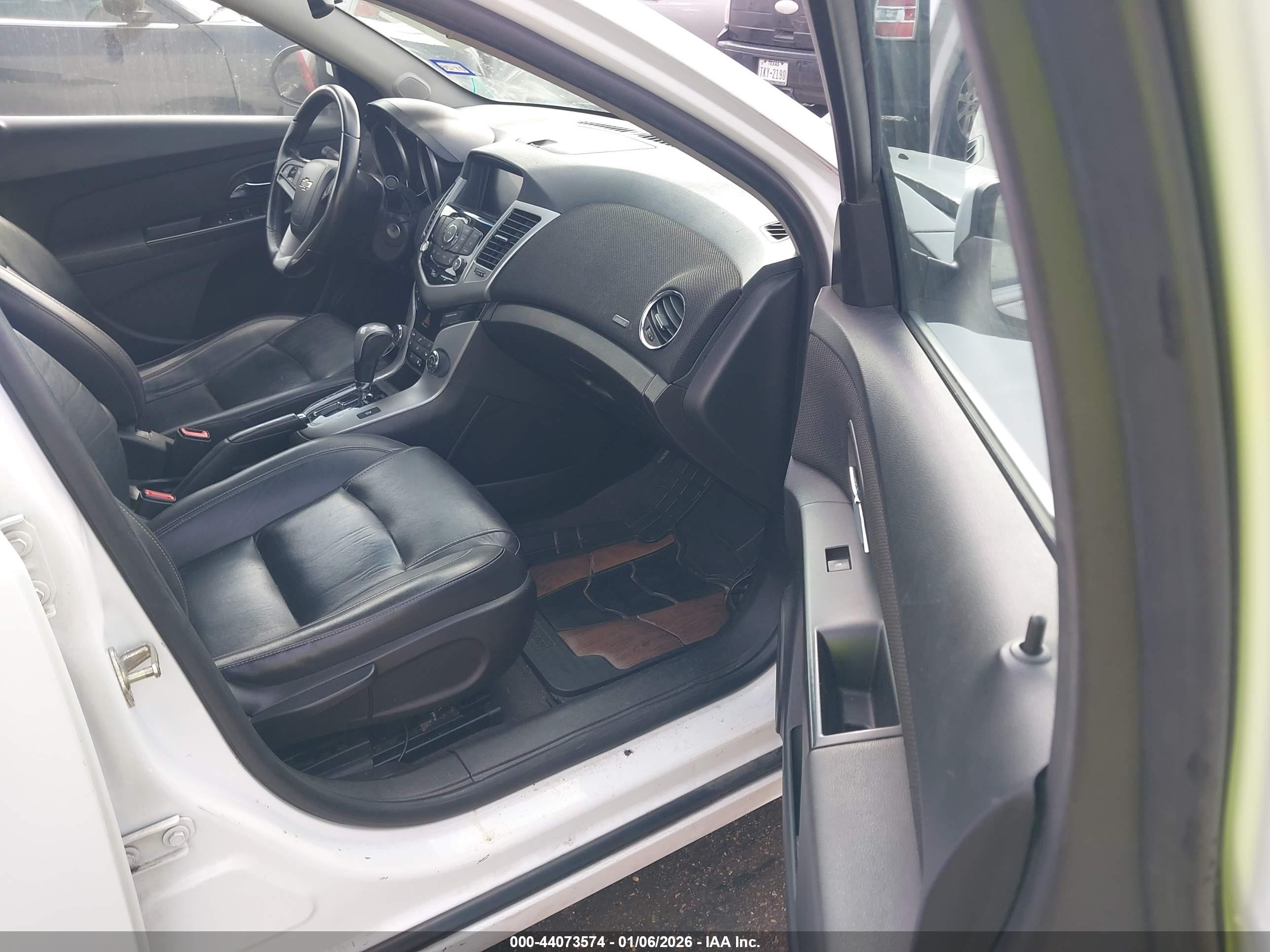 CHEVROLET CRUZE image 5