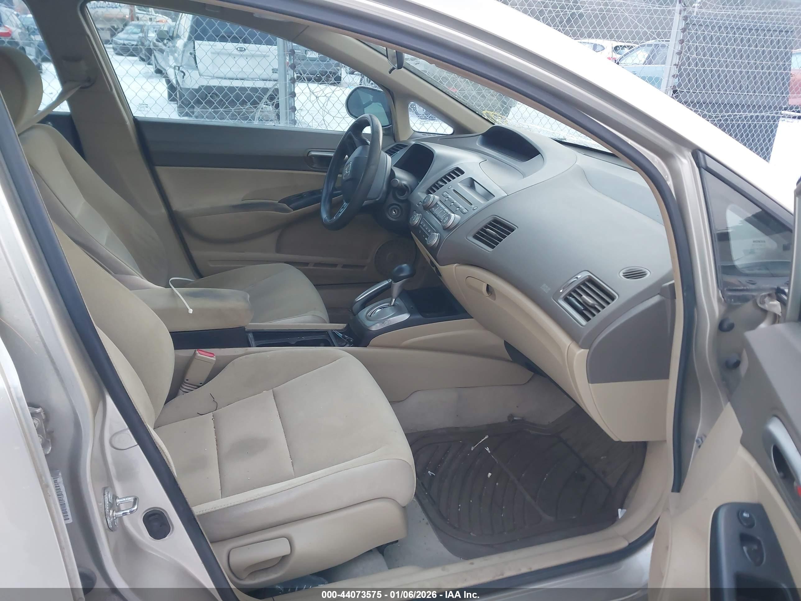 HONDA CIVIC image 5