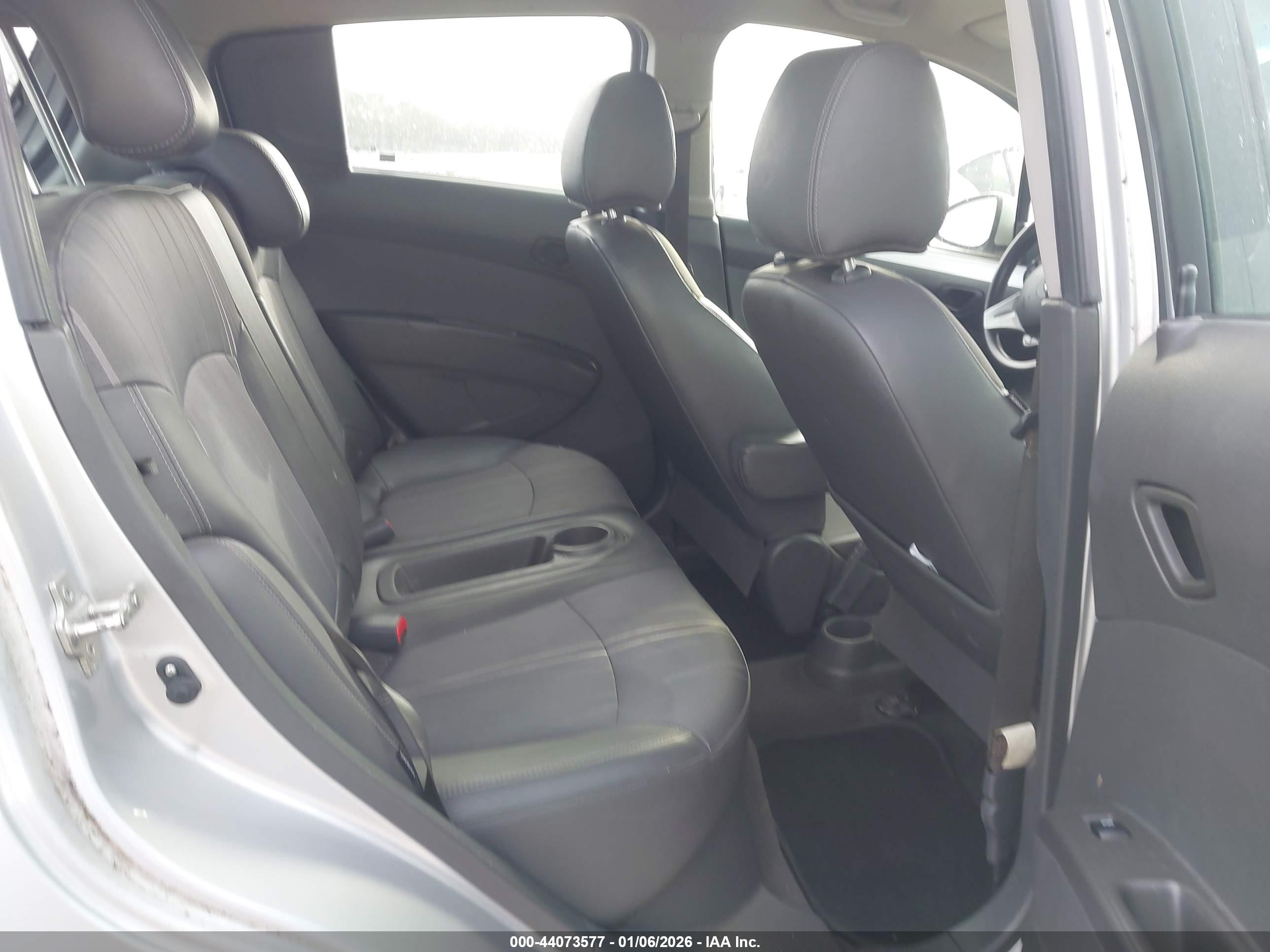 CHEVROLET SPARK image 8