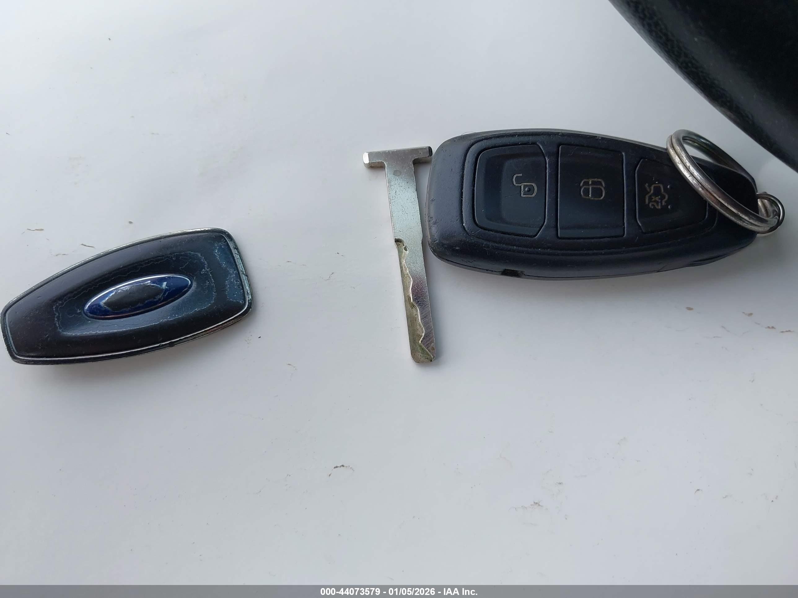 FORD FOCUS image 11