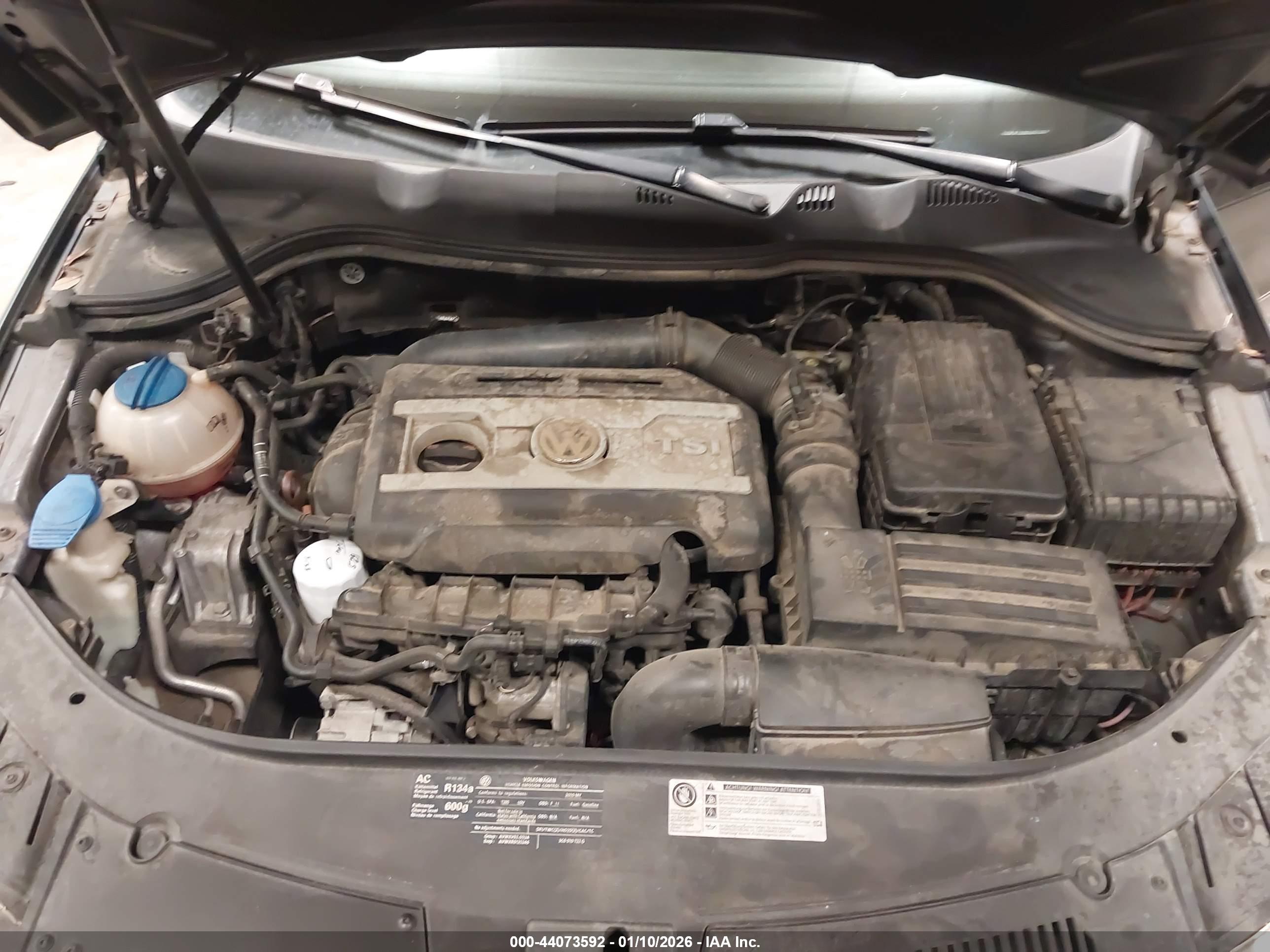 VOLKSWAGEN PASSAT image 10