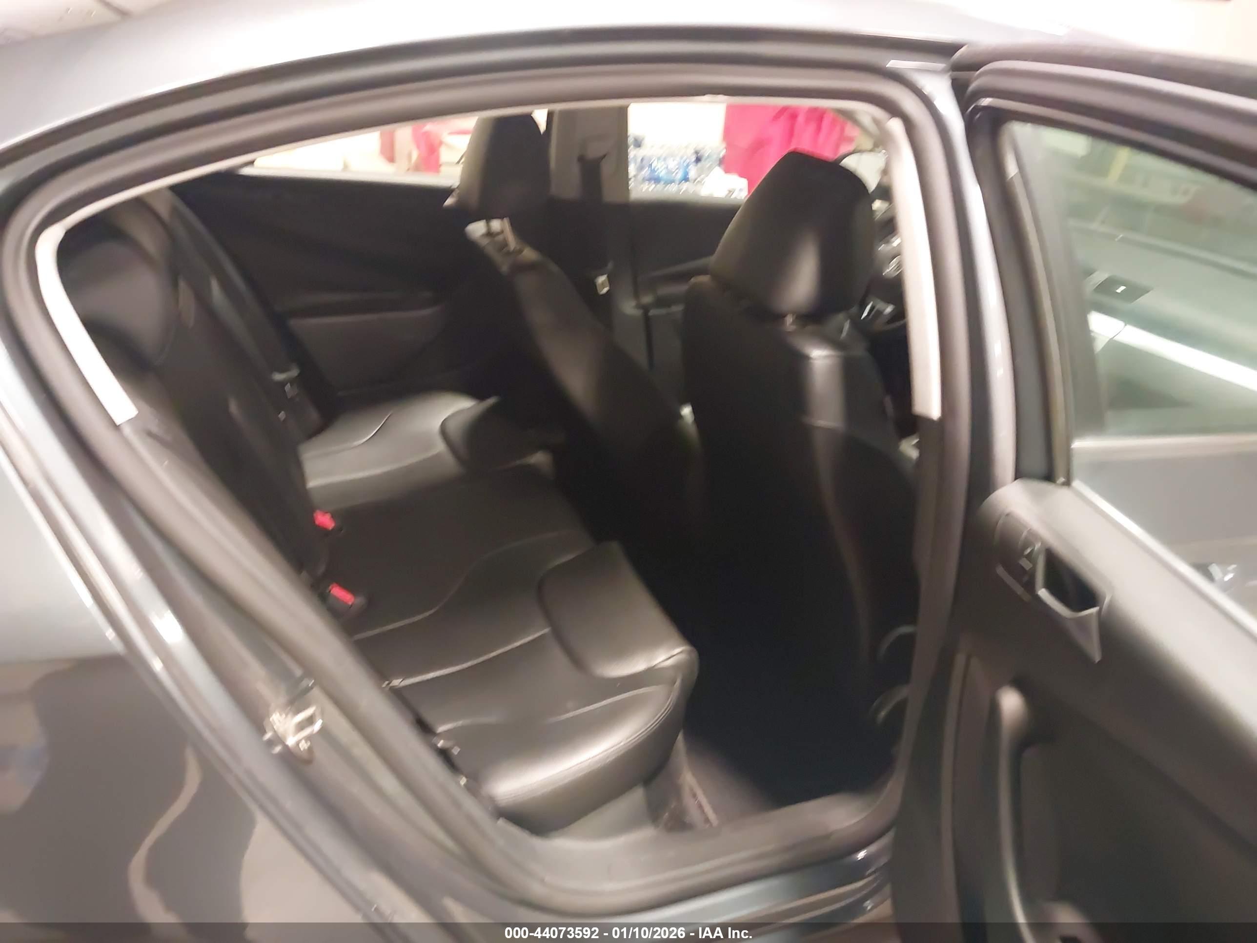 VOLKSWAGEN PASSAT image 8
