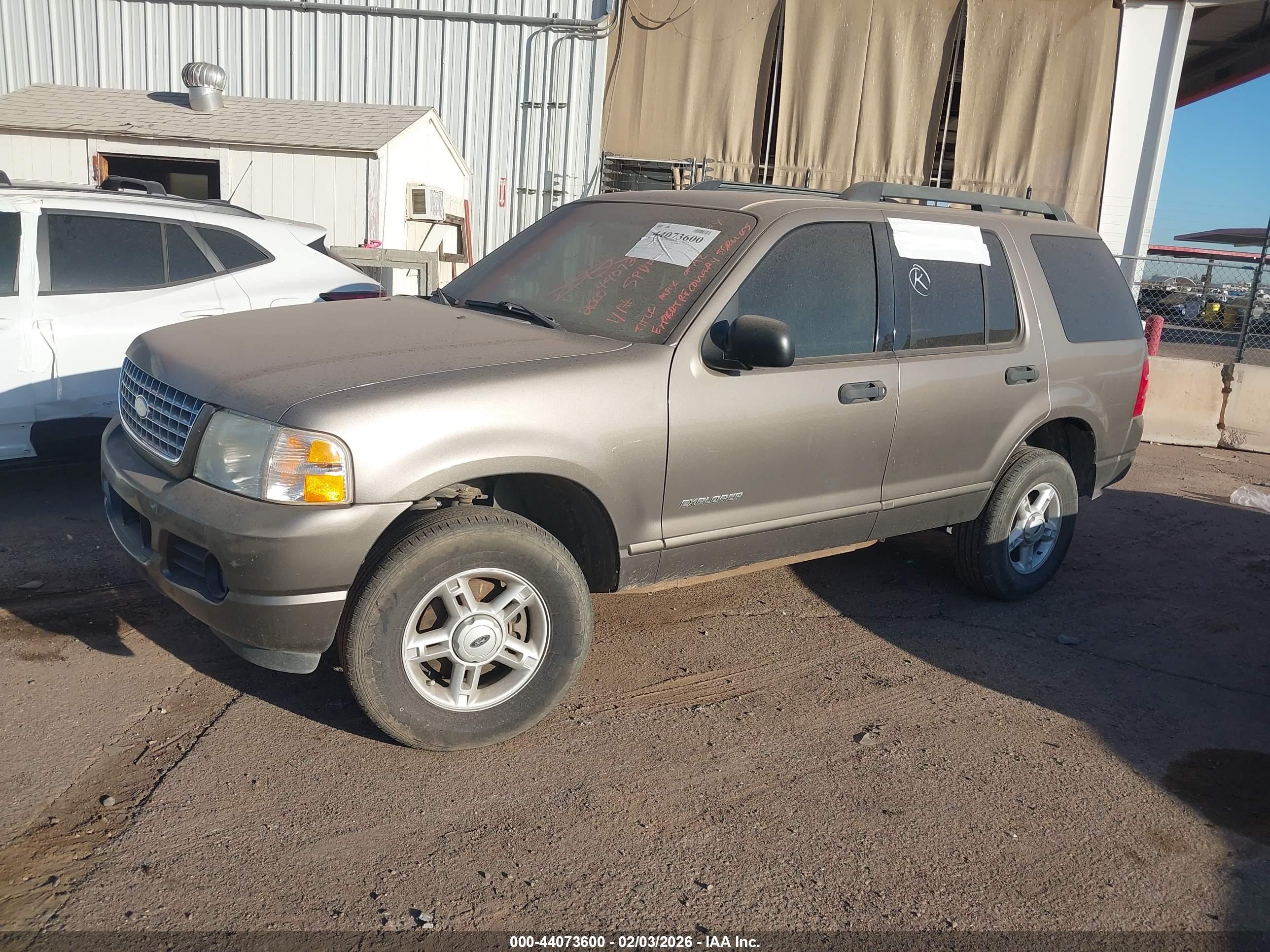FORD EXPLORER image 2