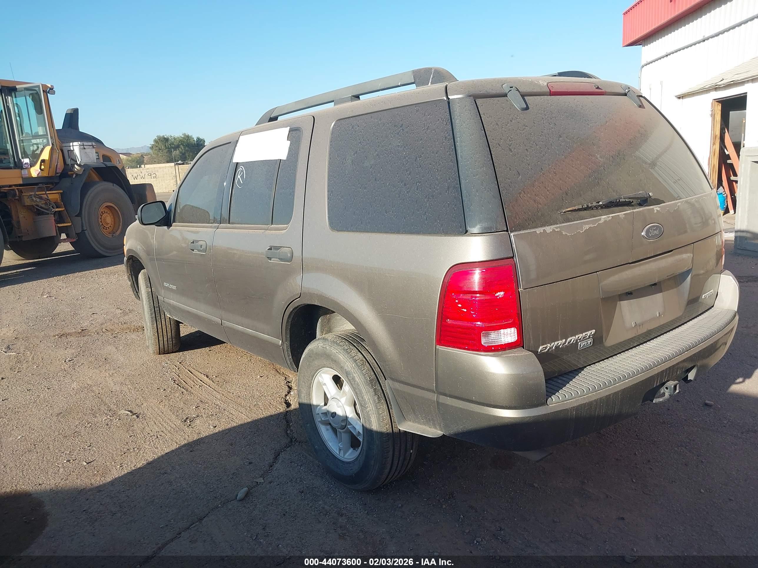 FORD EXPLORER image 3