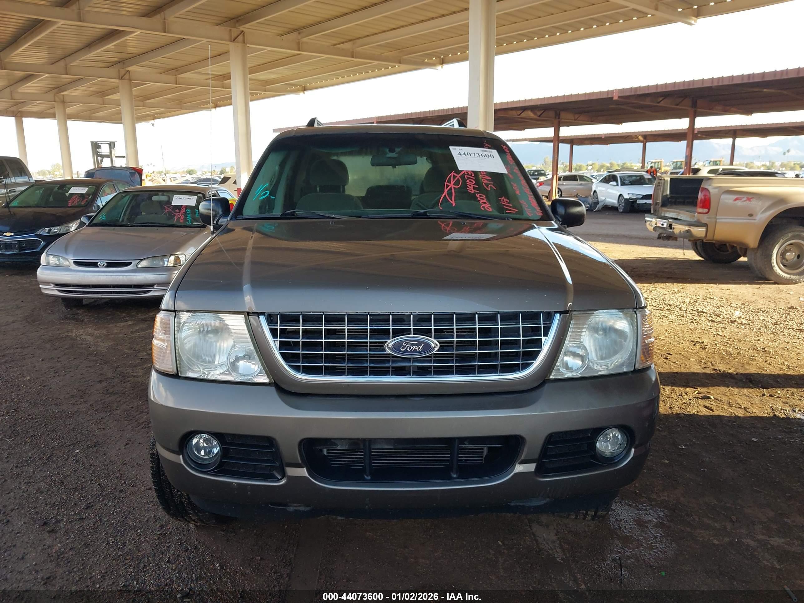 FORD EXPLORER image 6