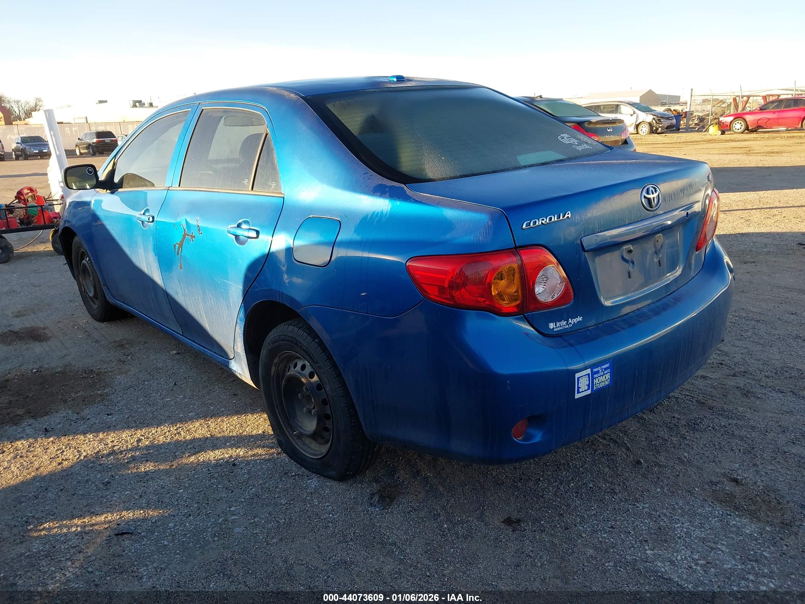 TOYOTA COROLLA image 3