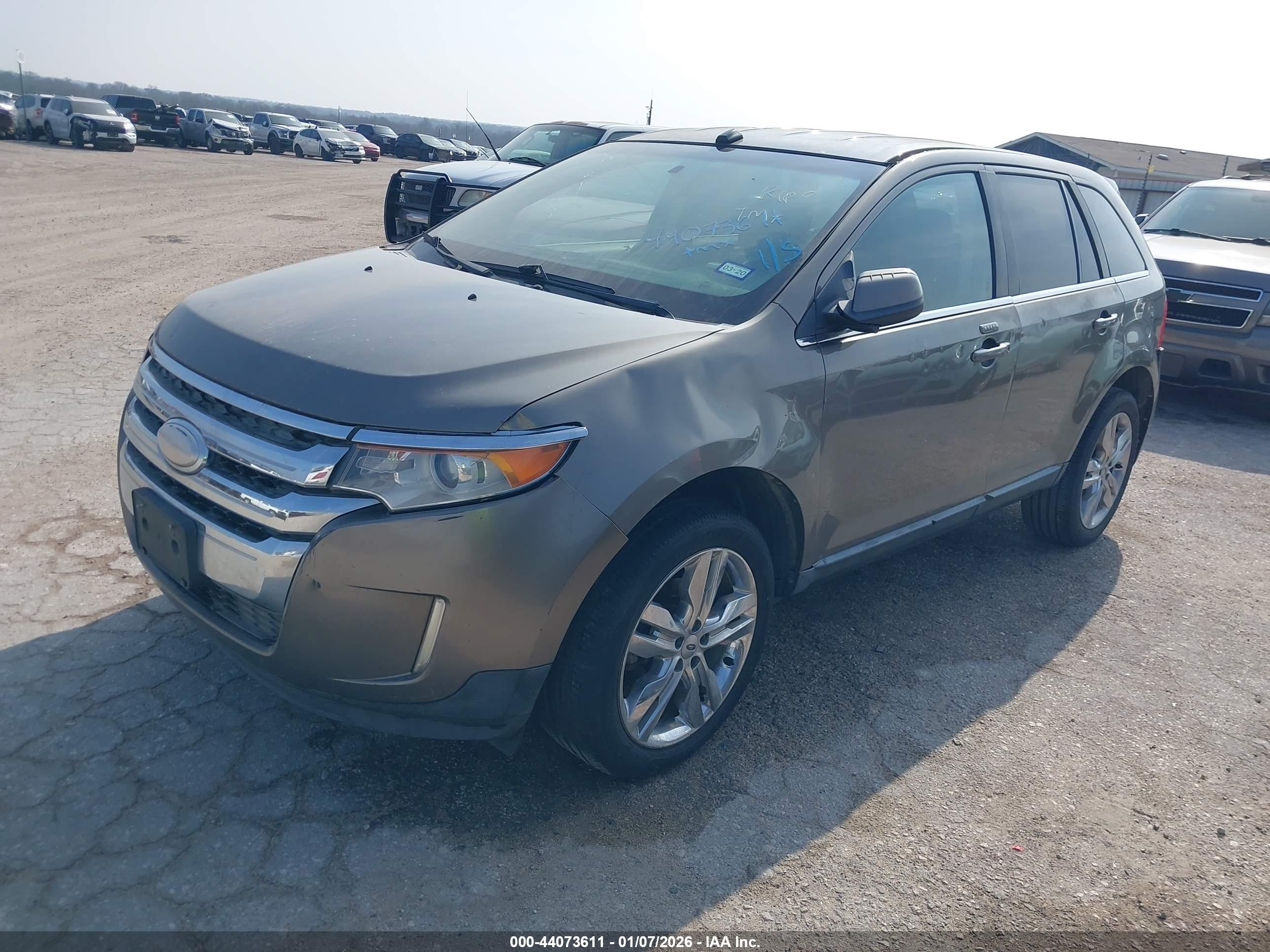 FORD EDGE image 2