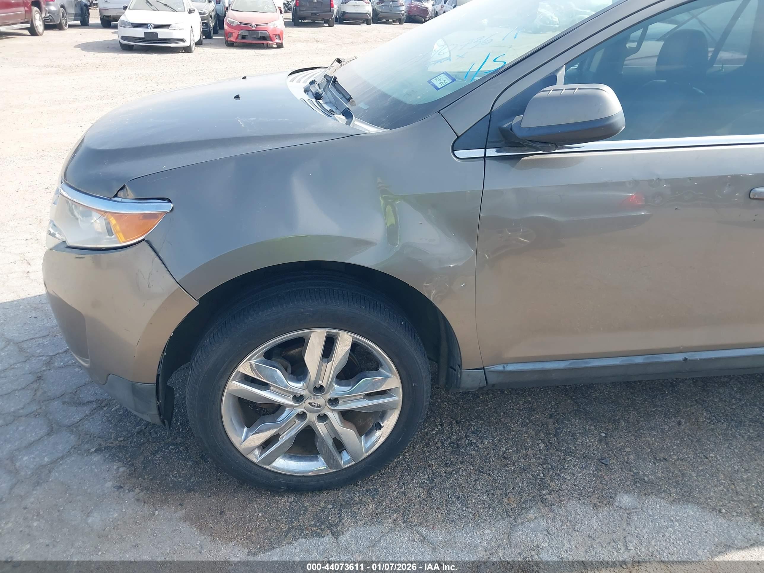FORD EDGE image 6
