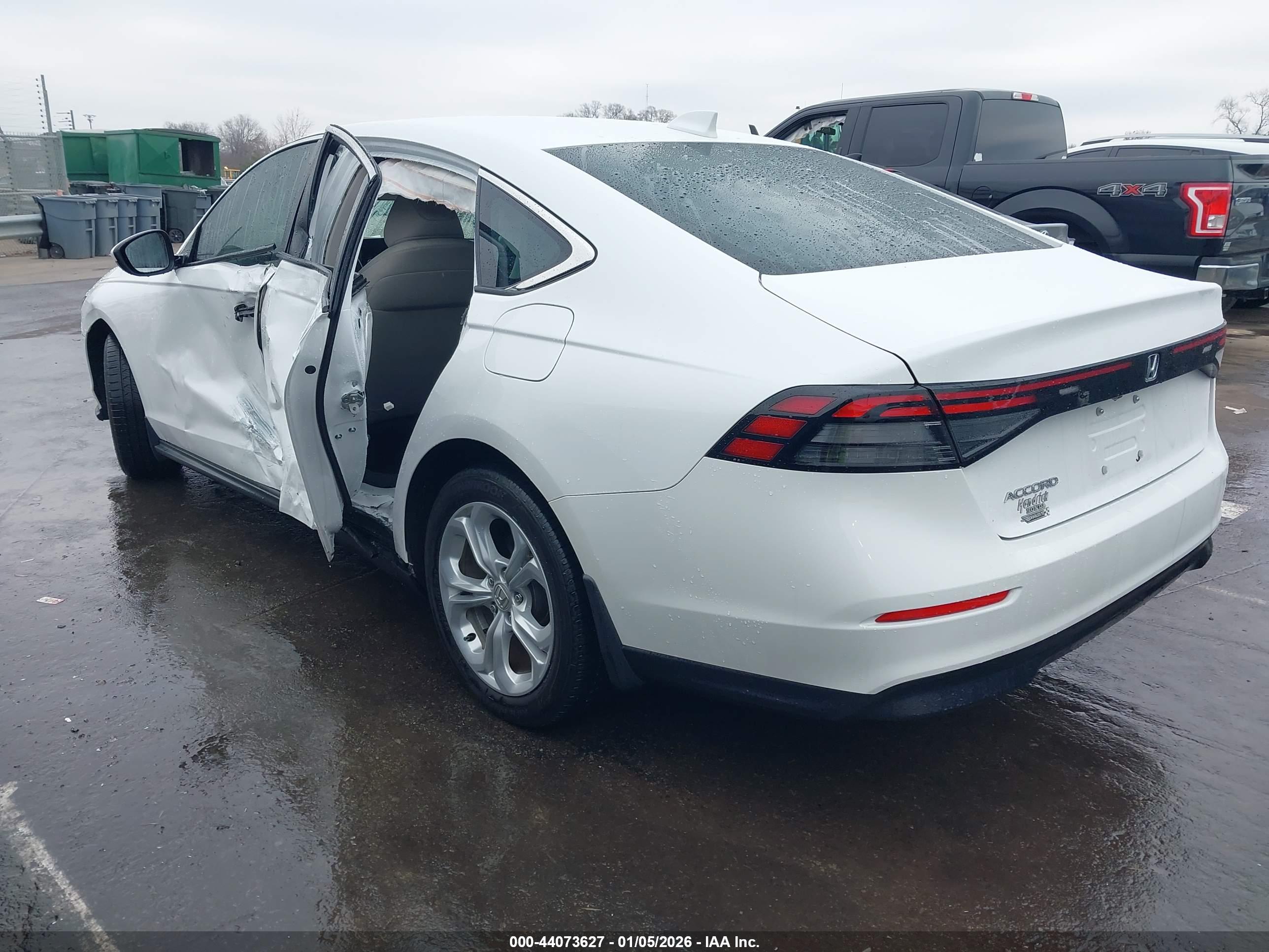 HONDA ACCORD image 3