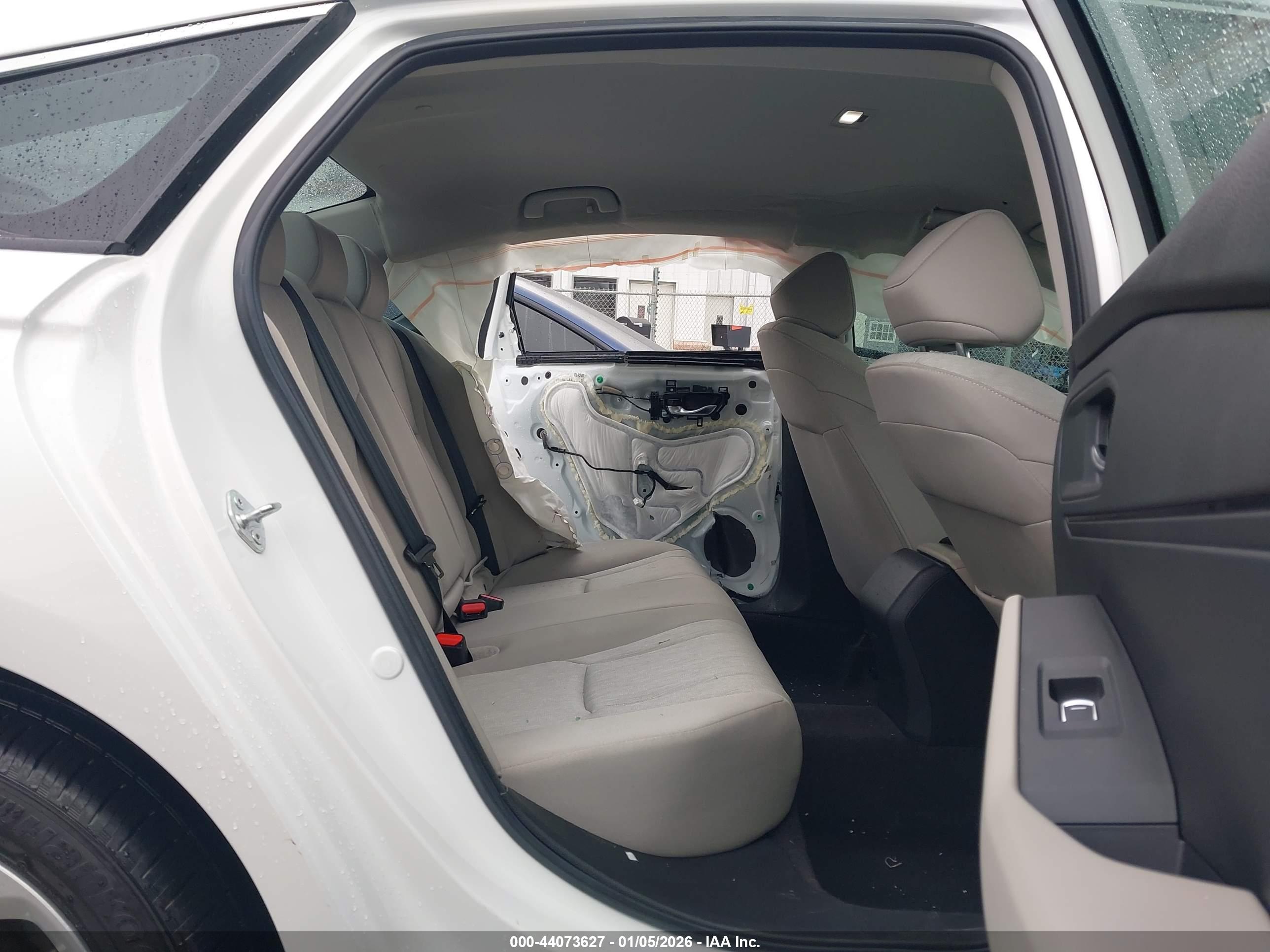HONDA ACCORD image 8