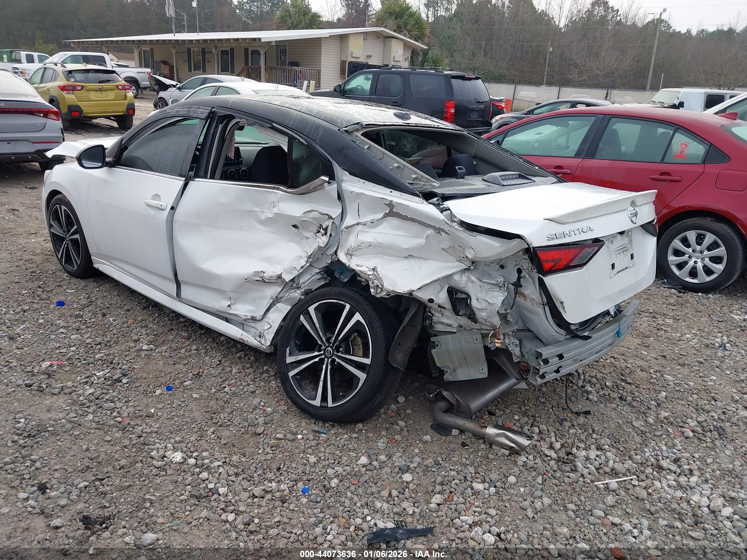 NISSAN SENTRA image 3