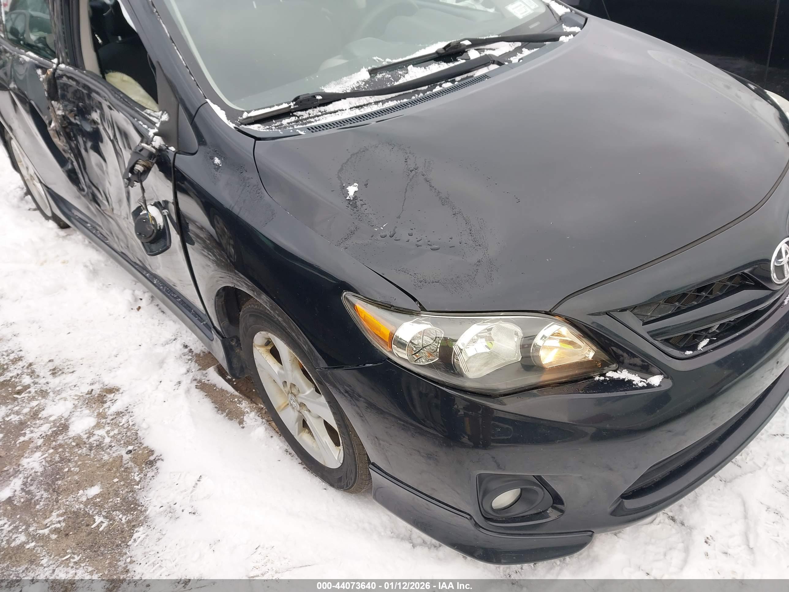 TOYOTA COROLLA image 6