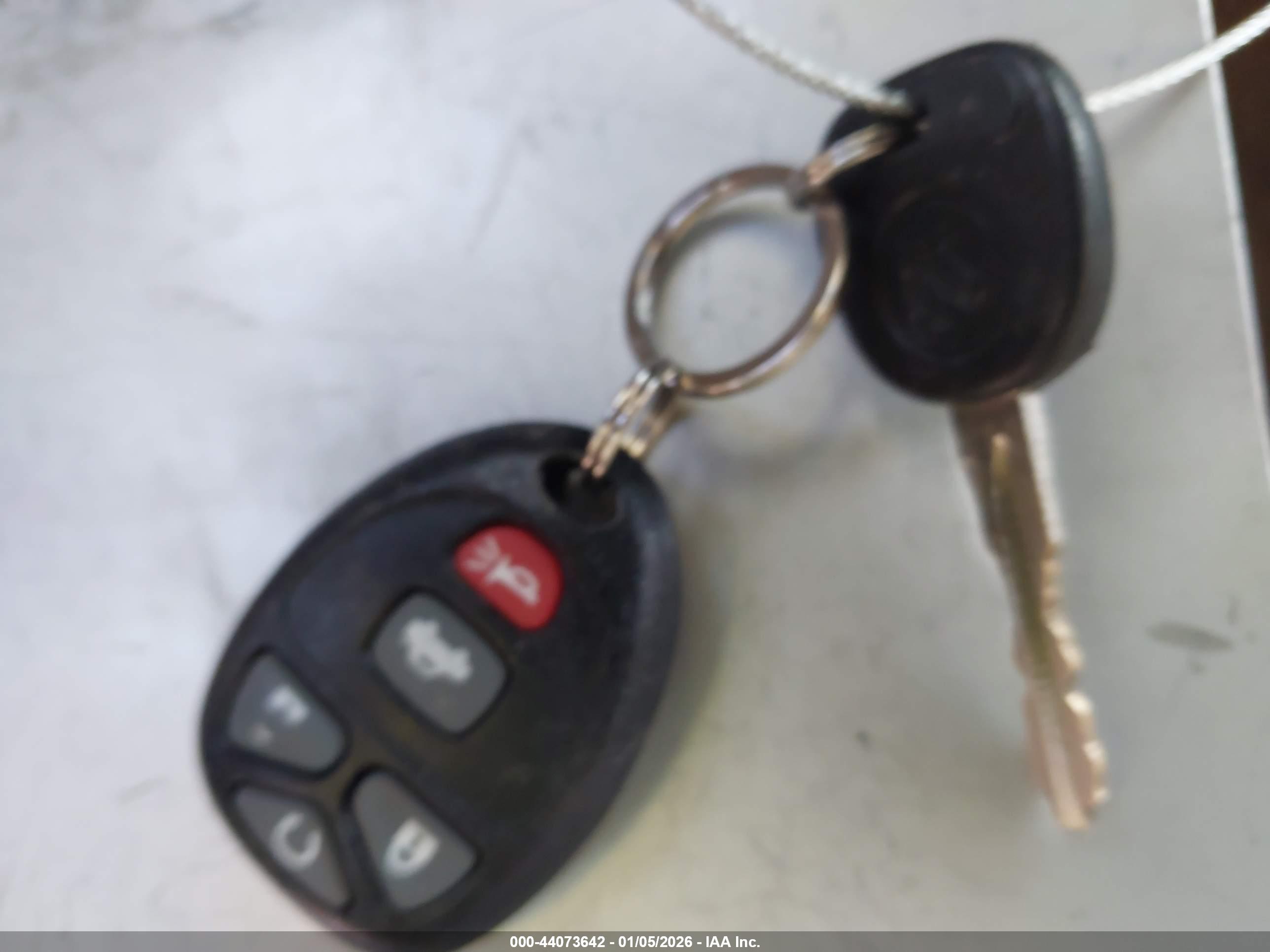 BUICK LACROSSE image 11