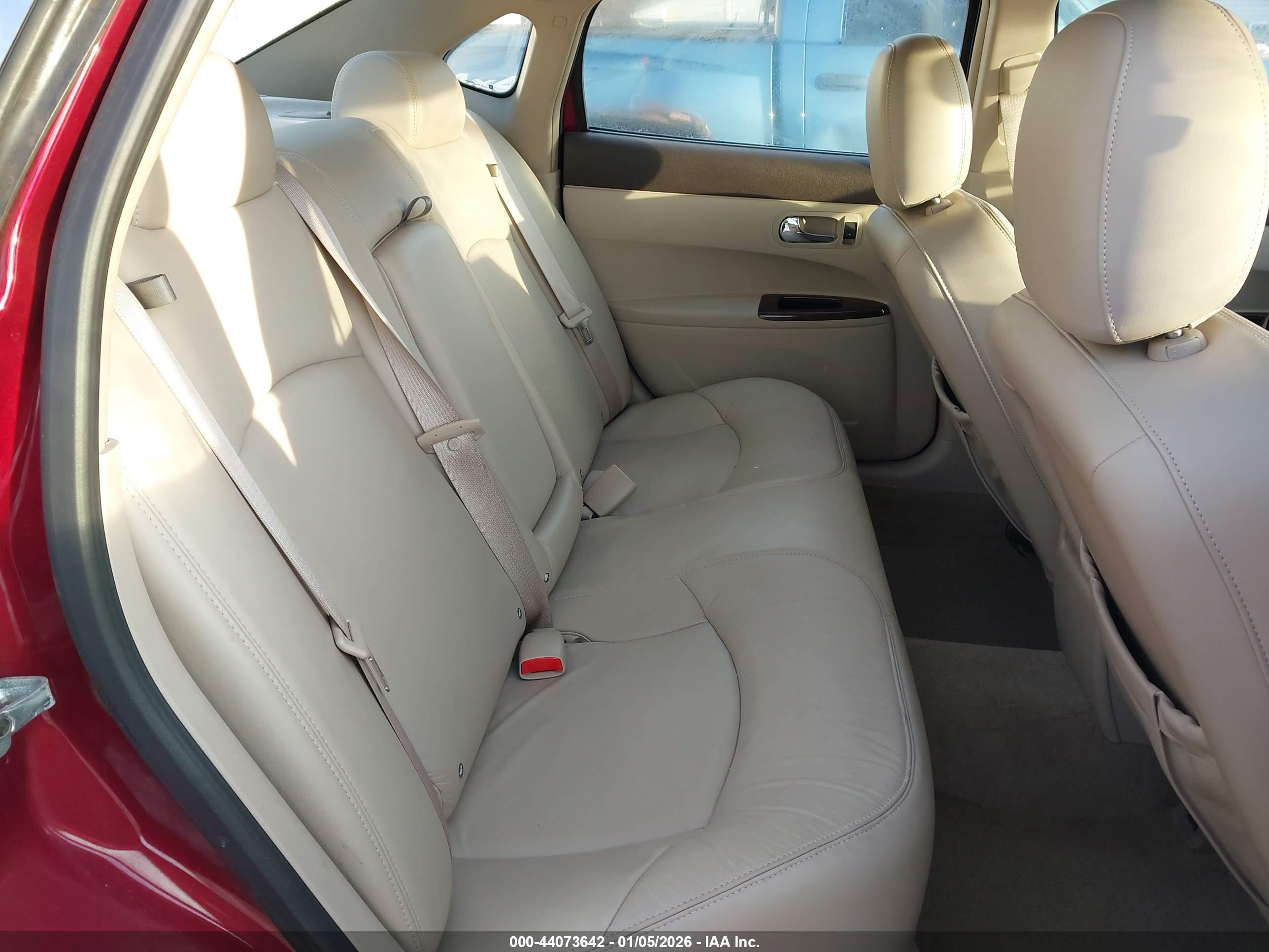 BUICK LACROSSE image 8