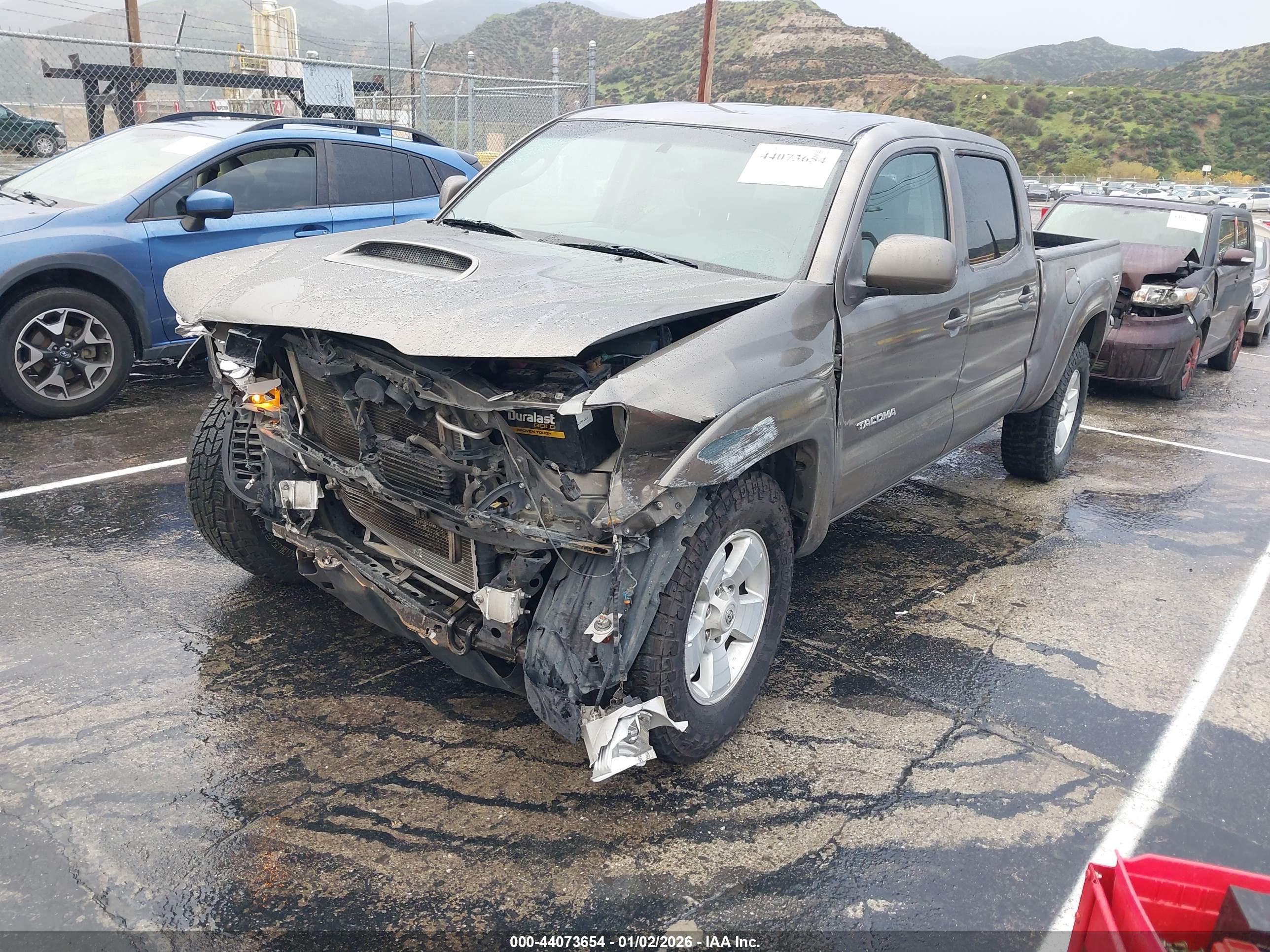 TOYOTA TACOMA image 2