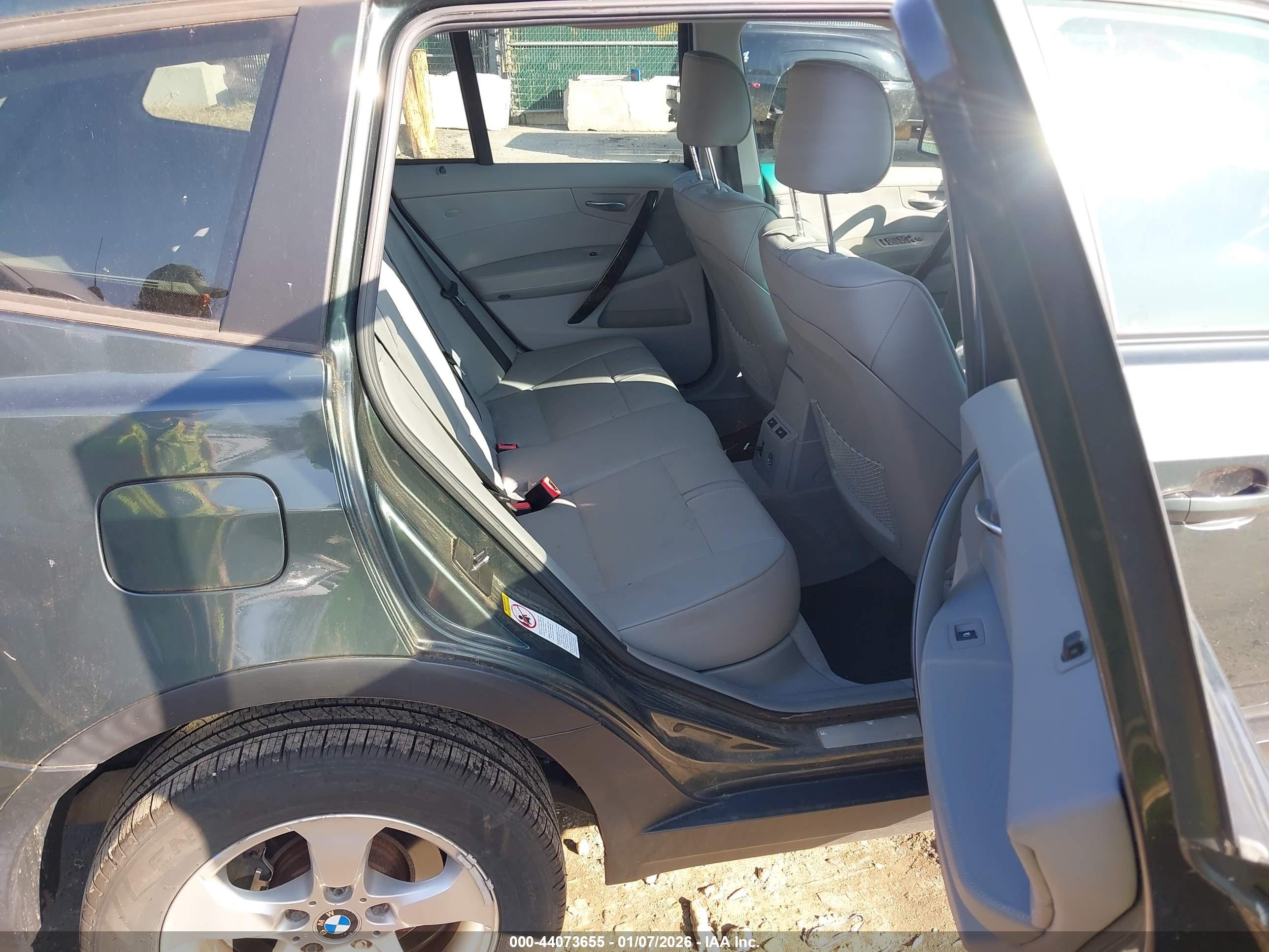 BMW X3 image 8