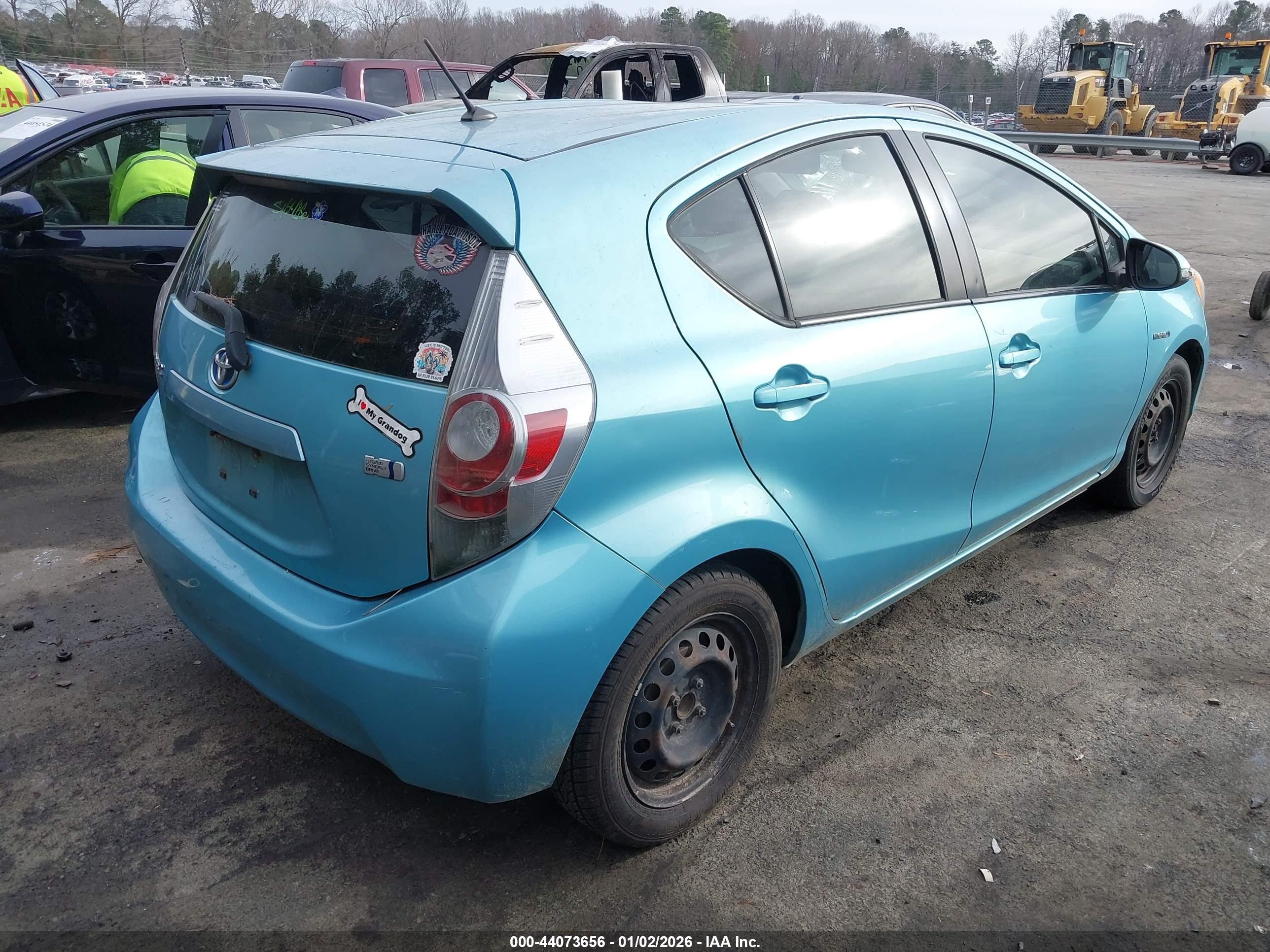TOYOTA PRIUS image 4