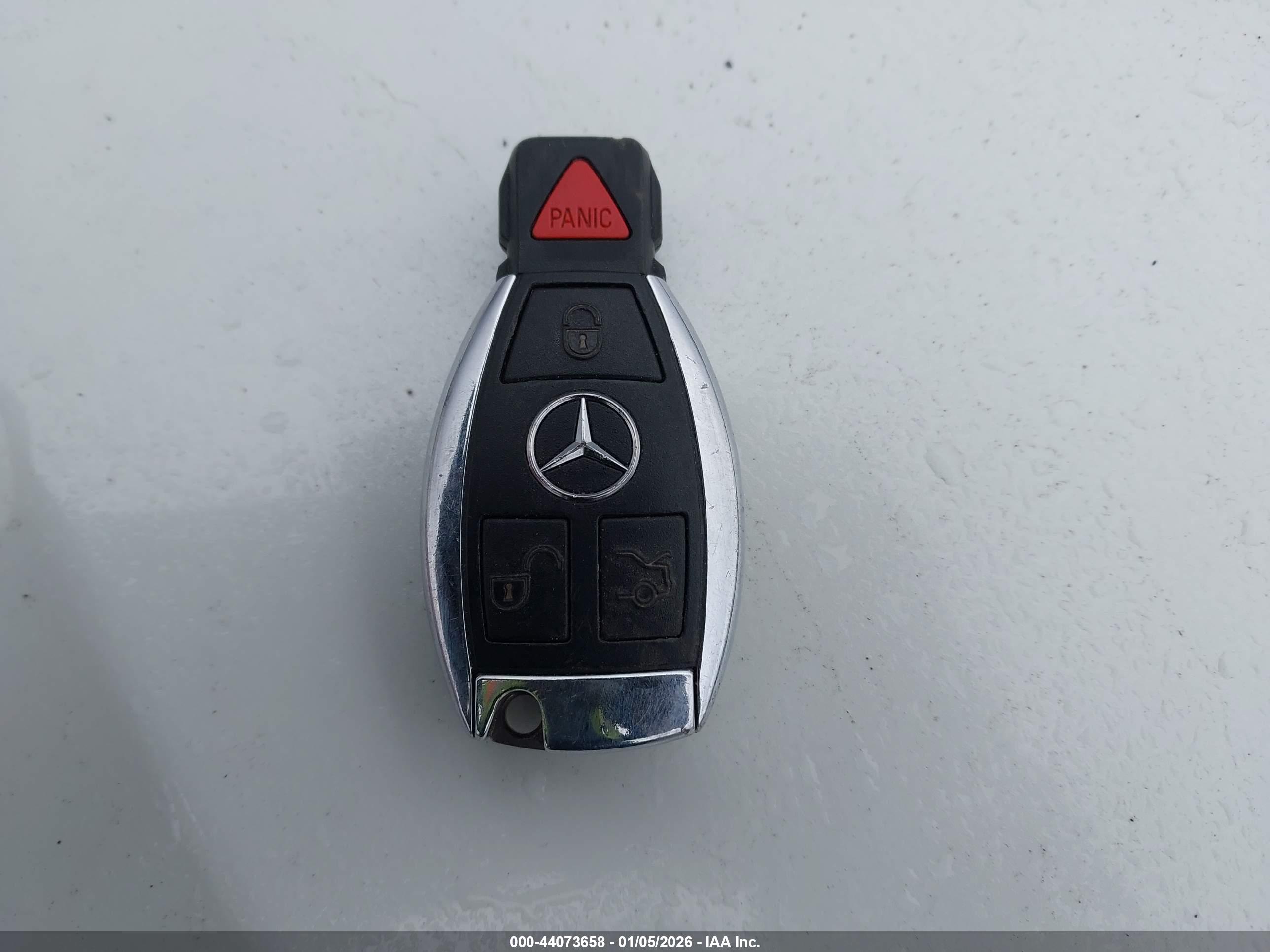 MERCEDES-BENZ C image 11