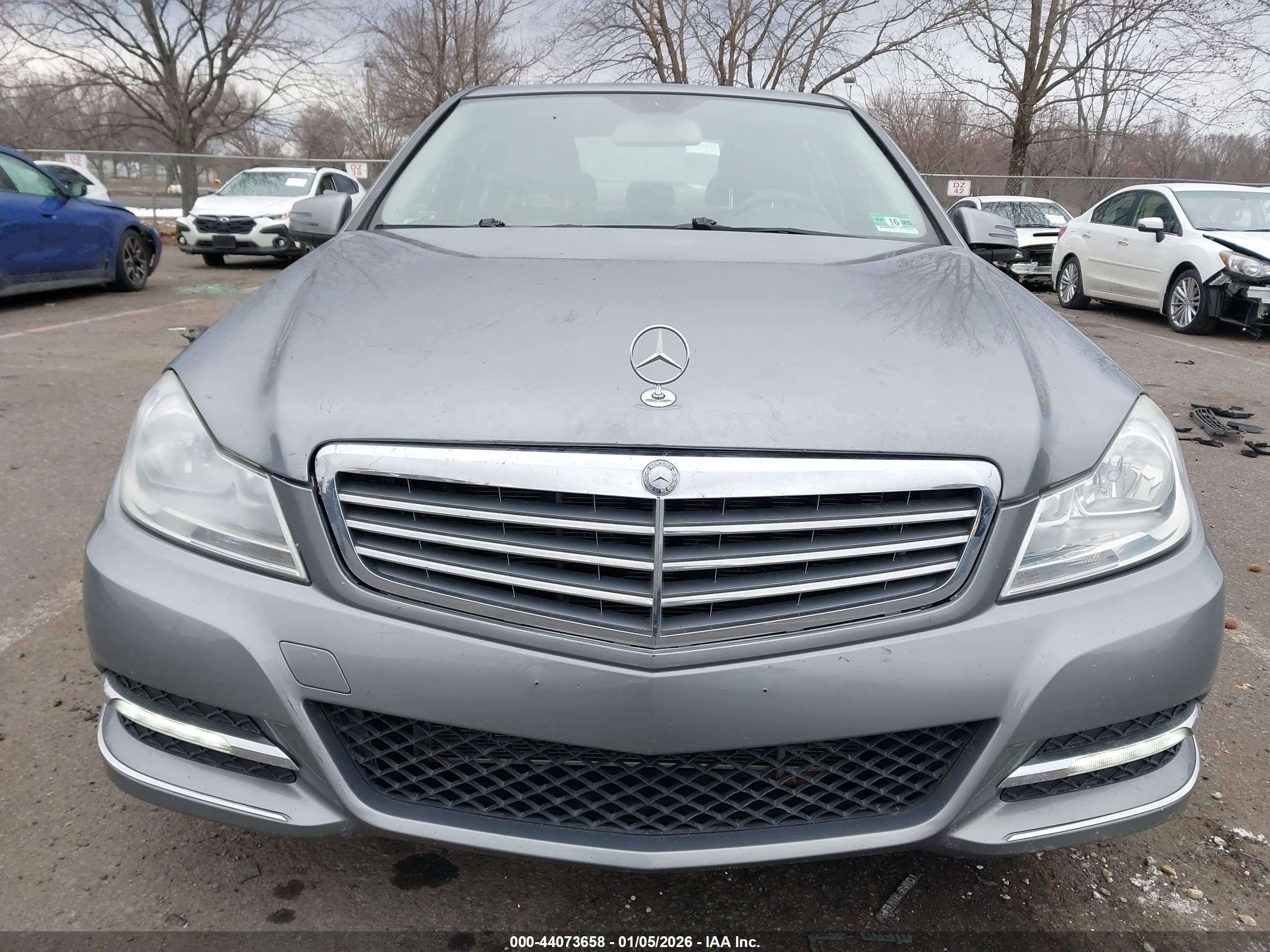 MERCEDES-BENZ C image 6