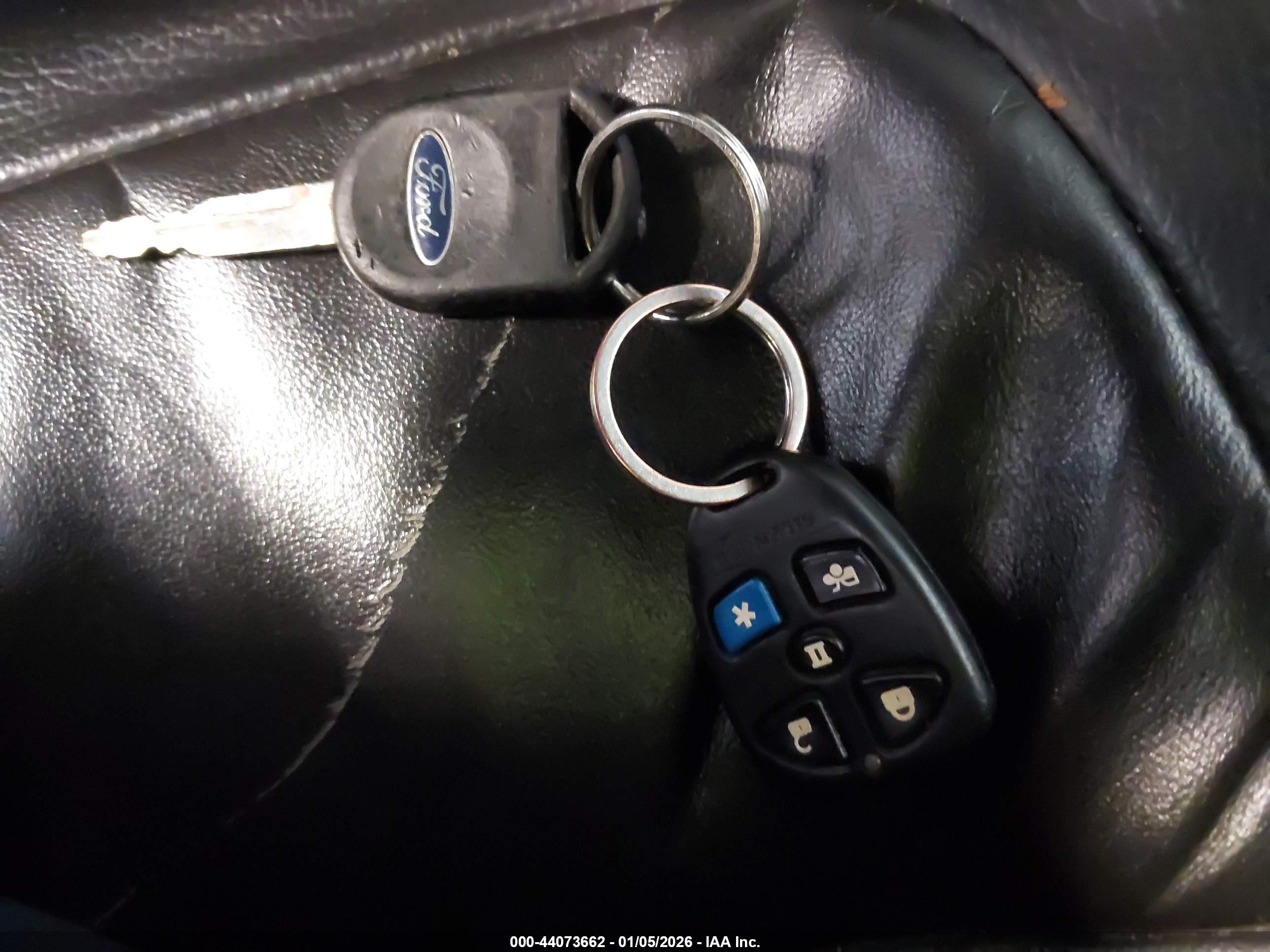 FORD FLEX image 11