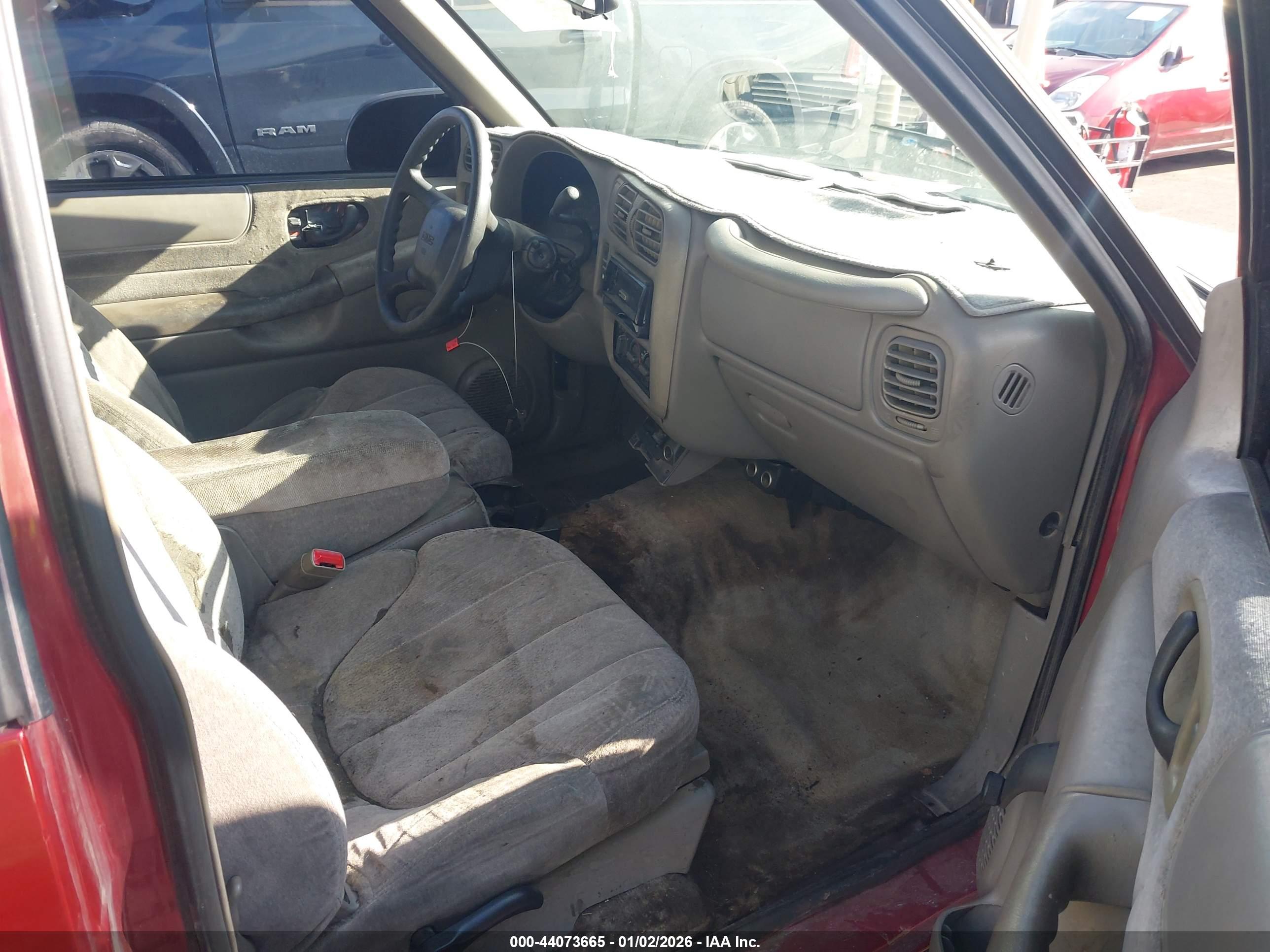 GMC SONOMA image 5