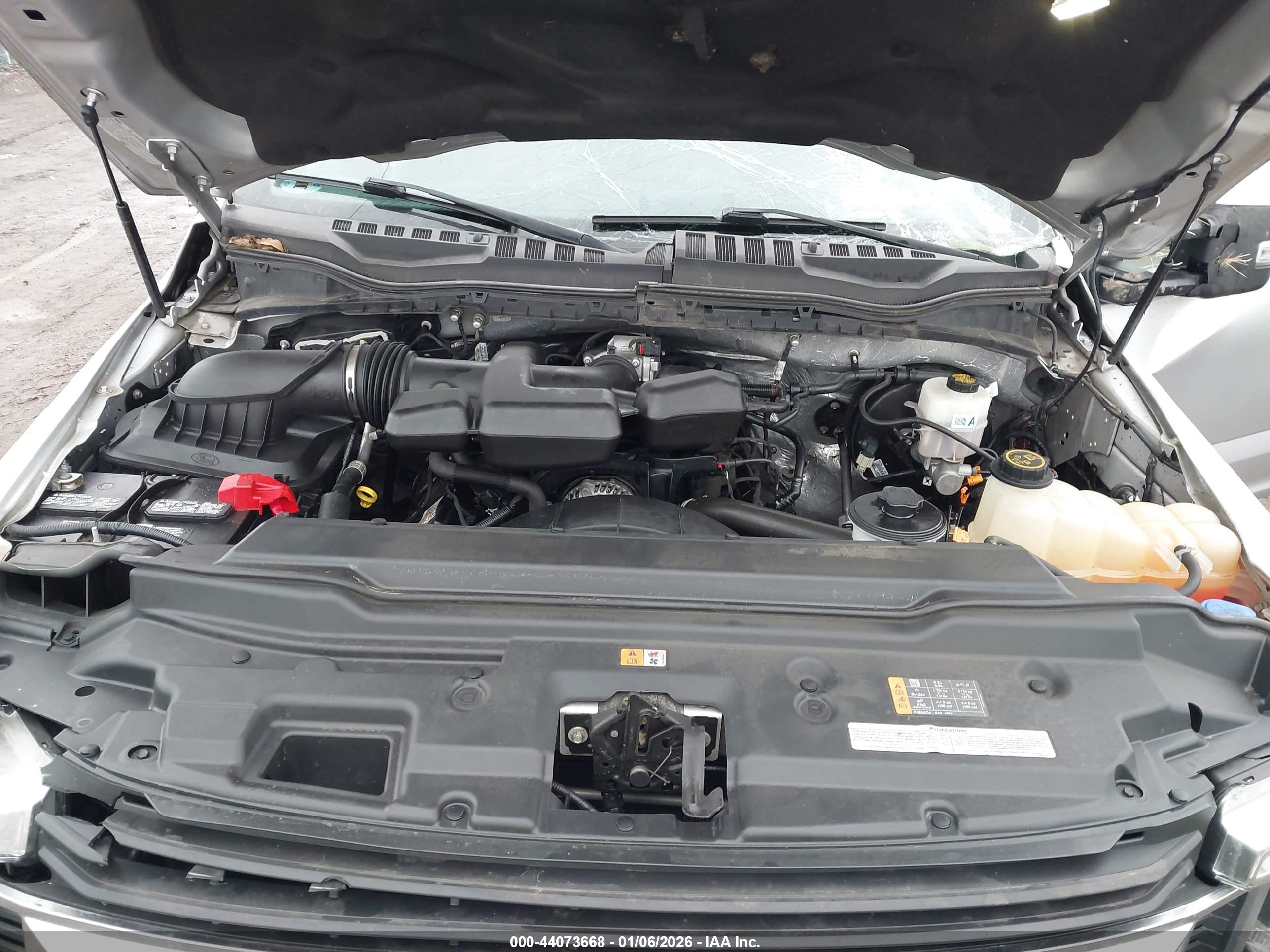FORD F-250 image 10