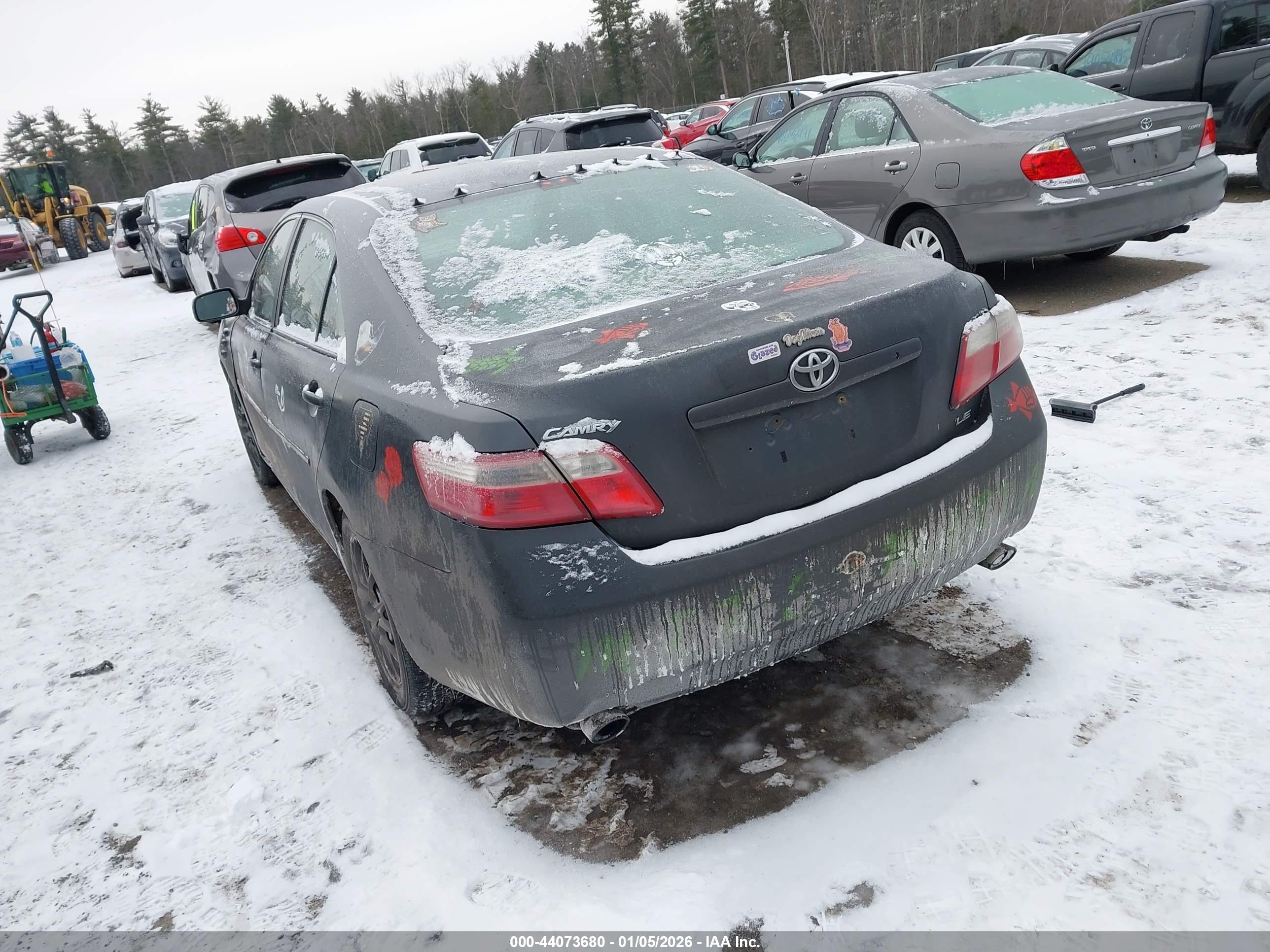TOYOTA CAMRY image 3