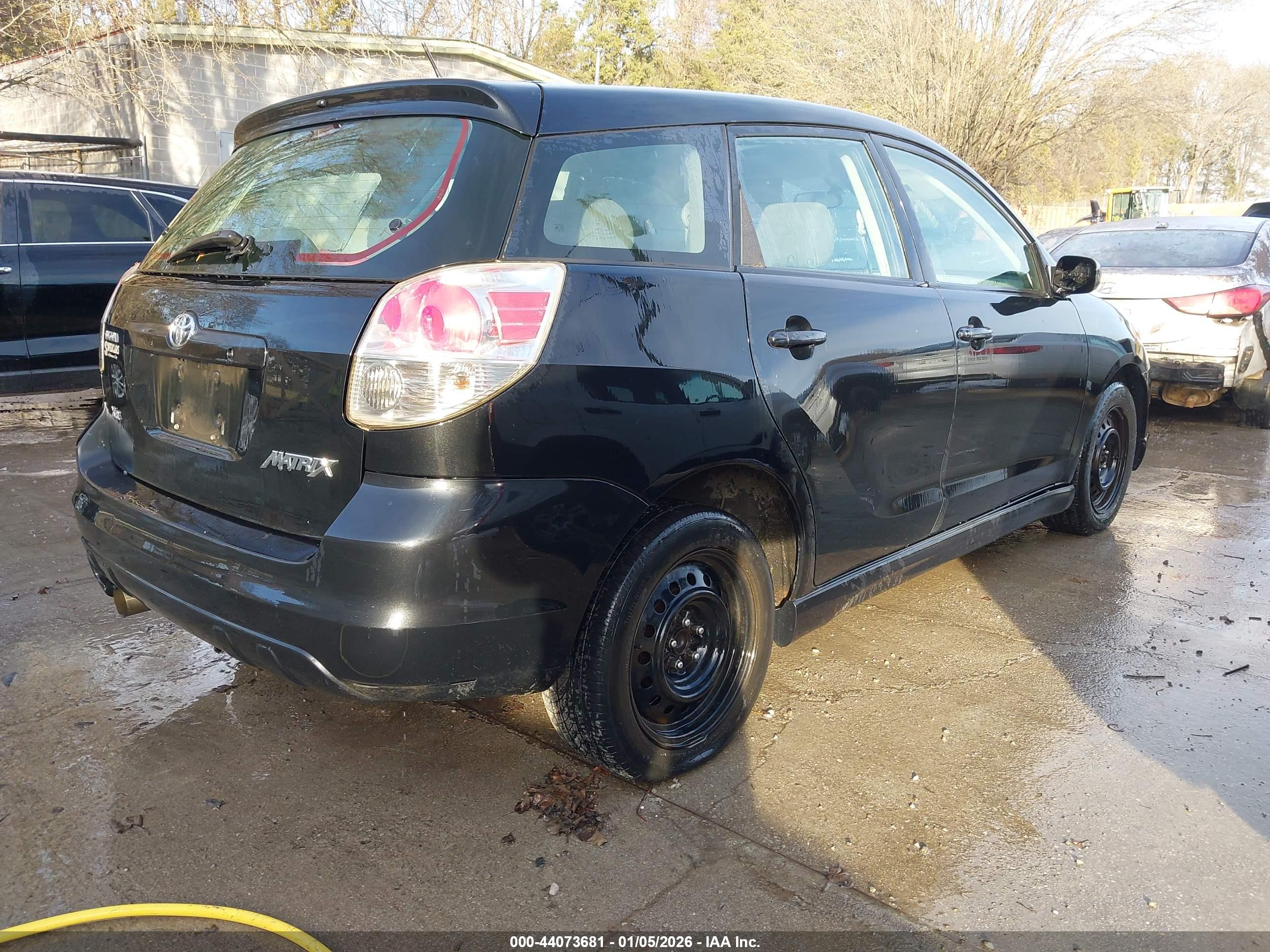 TOYOTA MATRIX image 4