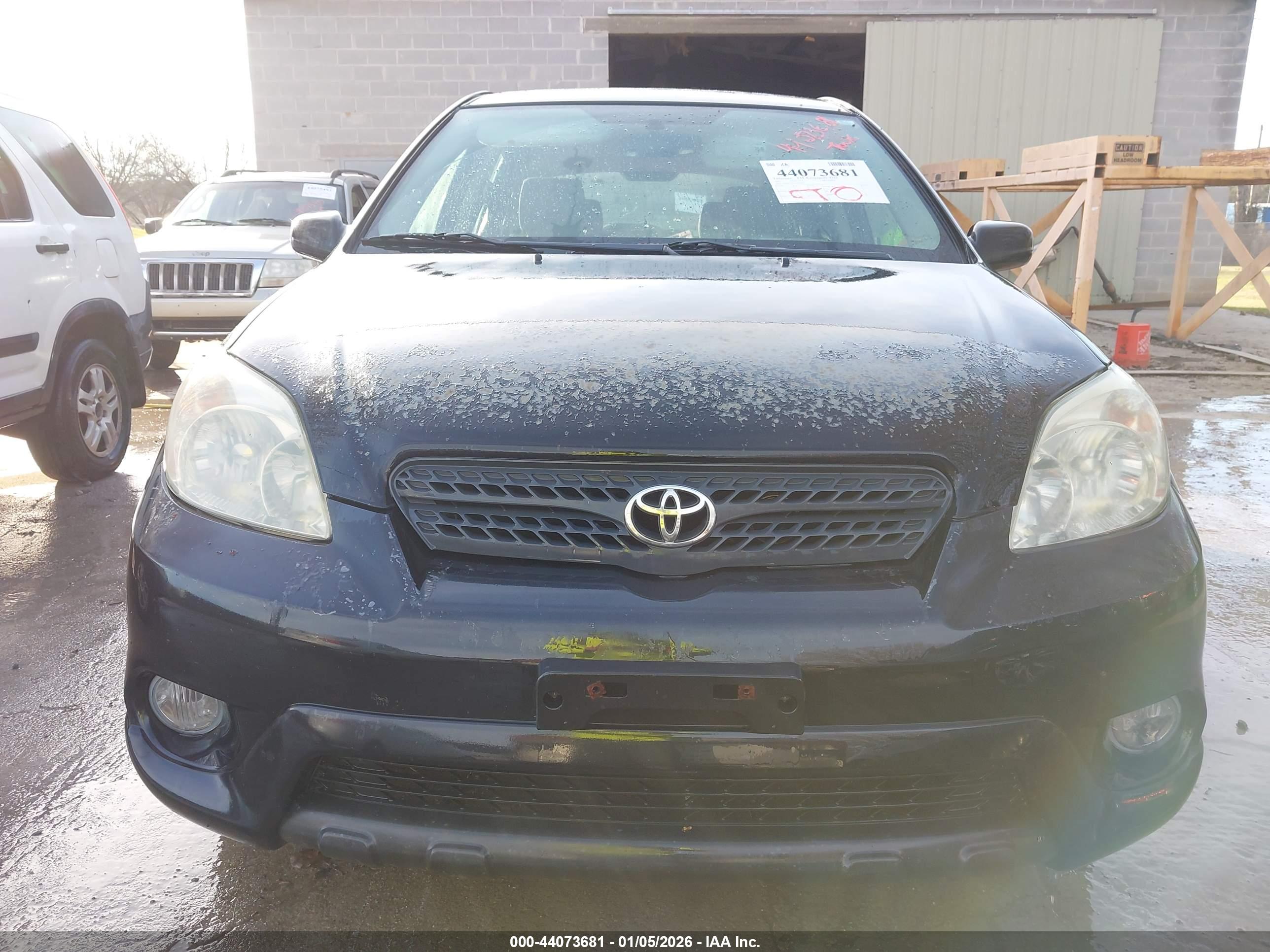 TOYOTA MATRIX image 6