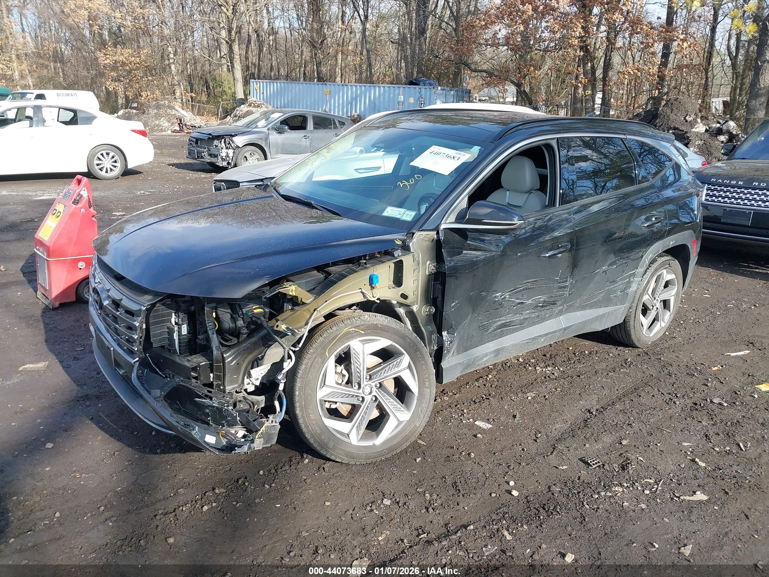 HYUNDAI TUCSON image 6